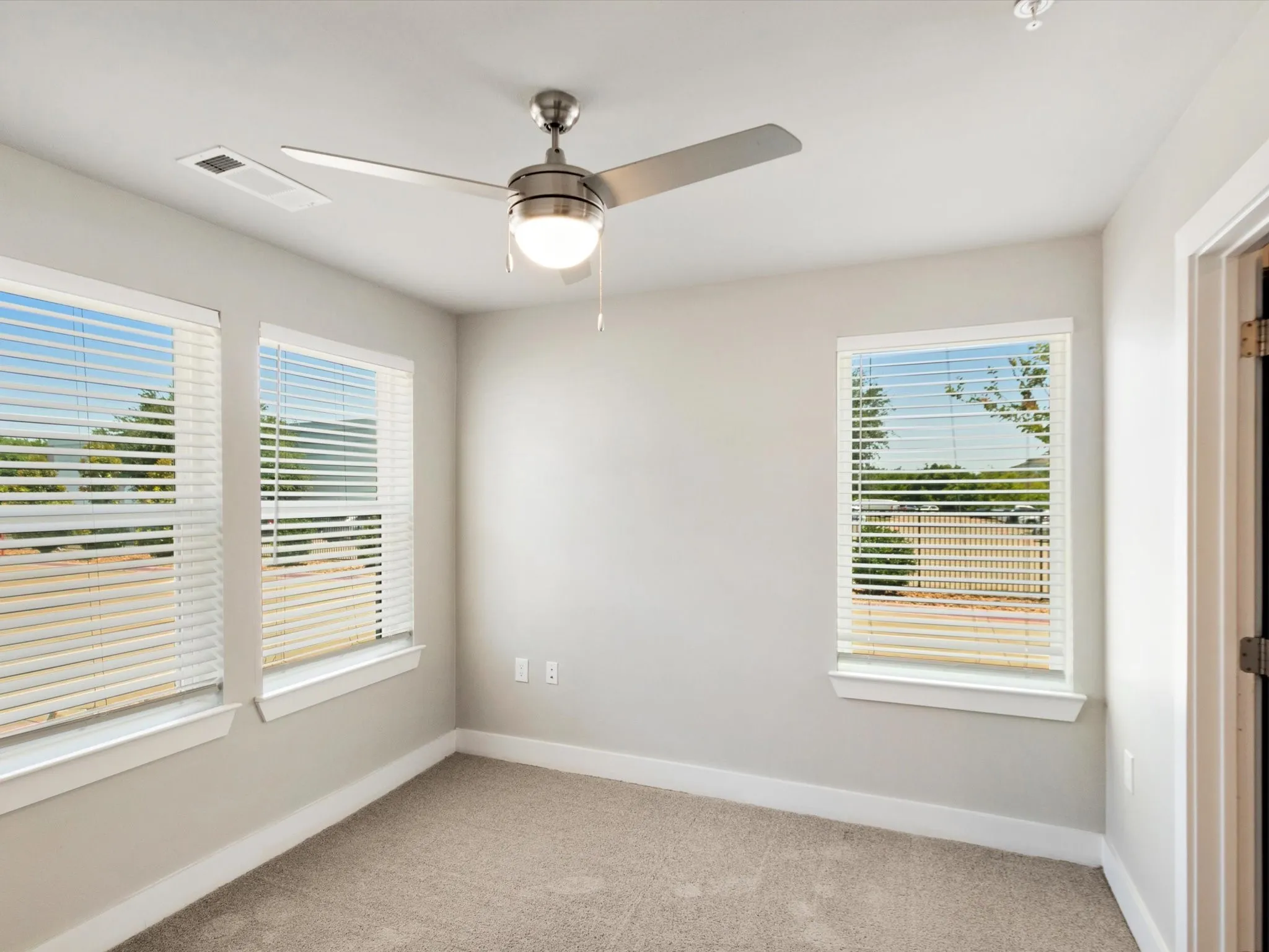 Townhouse For Sale in Collin County , 3368 Norris Street, Plano, Texas 75074, 3 Bedroom, 4 Bathroom, 2 Garage spaces, 1,771 Sqft, built in 2022, mls#21346630, Real Estate Agent in Plano, Homes For Sale in Collin county, Homes For Sale in Plano, Realtor in Plano Texas, Real Estate Brokerage Independent Realty Texas, Luminita Cordes Realtor