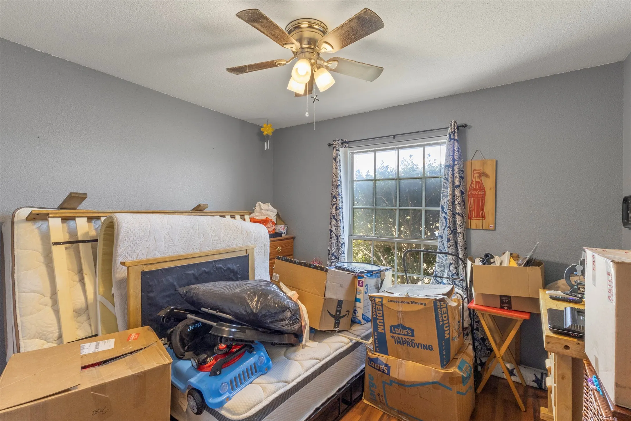 Single Family Residence For Sale in Denton County , 5215 Ganzer Road W, Krum, Texas 76249, 4 Bedroom, 3 Bathroom, Garage spaces, 2,521 Sqft, built in 2007, mls#21357826, Real Estate Agent in Krum, Homes For Sale in Denton county, Homes For Sale in Krum, Realtor in Krum Texas, Real Estate Brokerage Independent Realty Texas, Luminita Cordes Realtor