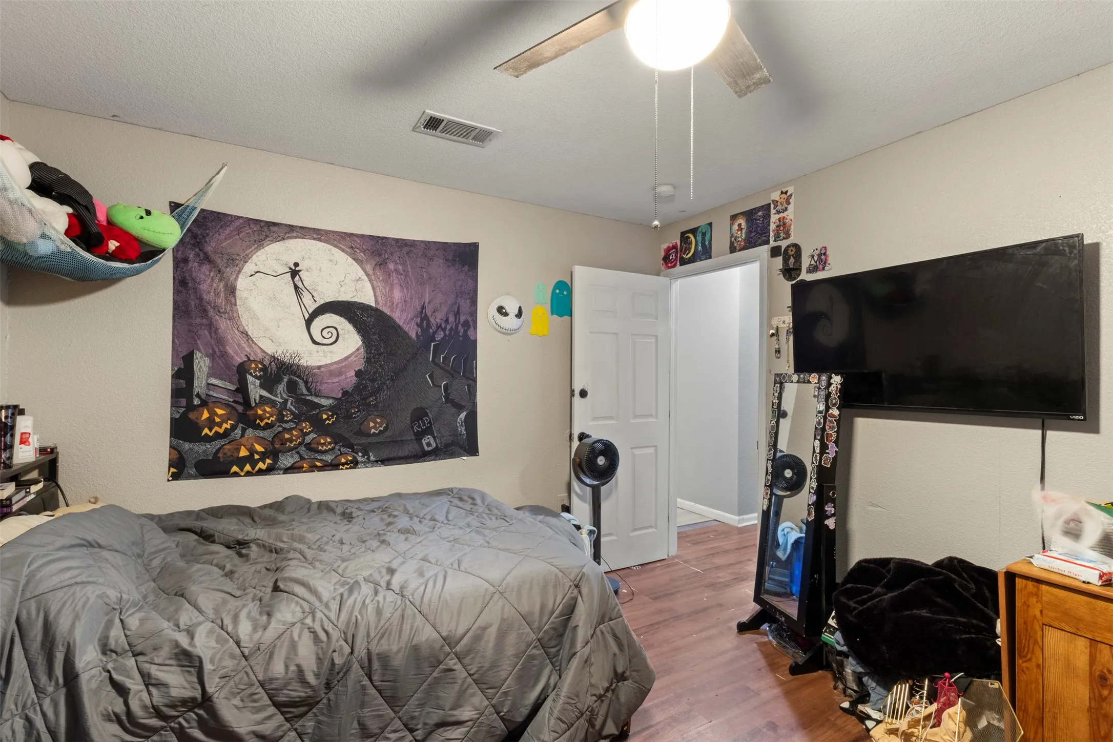 Single Family Residence For Sale in Denton County , 5215 Ganzer Road W, Krum, Texas 76249, 4 Bedroom, 3 Bathroom, Garage spaces, 2,521 Sqft, built in 2007, mls#21357826, Real Estate Agent in Krum, Homes For Sale in Denton county, Homes For Sale in Krum, Realtor in Krum Texas, Real Estate Brokerage Independent Realty Texas, Luminita Cordes Realtor