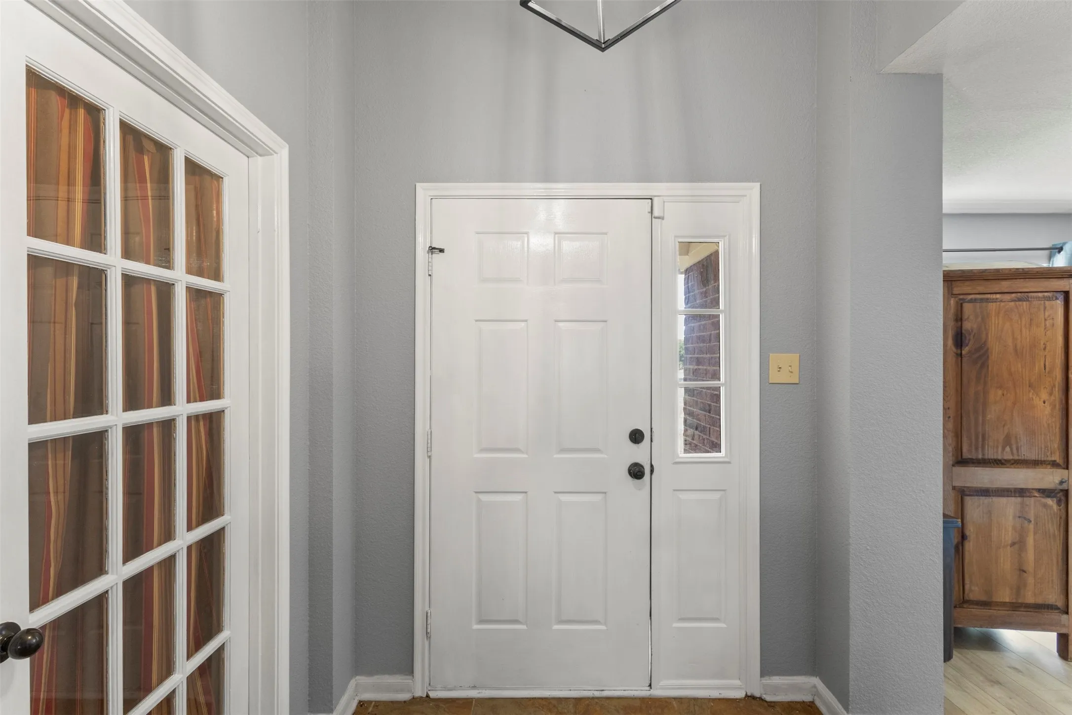 Single Family Residence For Sale in Denton County , 5215 Ganzer Road W, Krum, Texas 76249, 4 Bedroom, 3 Bathroom, Garage spaces, 2,521 Sqft, built in 2007, mls#21357826, Real Estate Agent in Krum, Homes For Sale in Denton county, Homes For Sale in Krum, Realtor in Krum Texas, Real Estate Brokerage Independent Realty Texas, Luminita Cordes Realtor