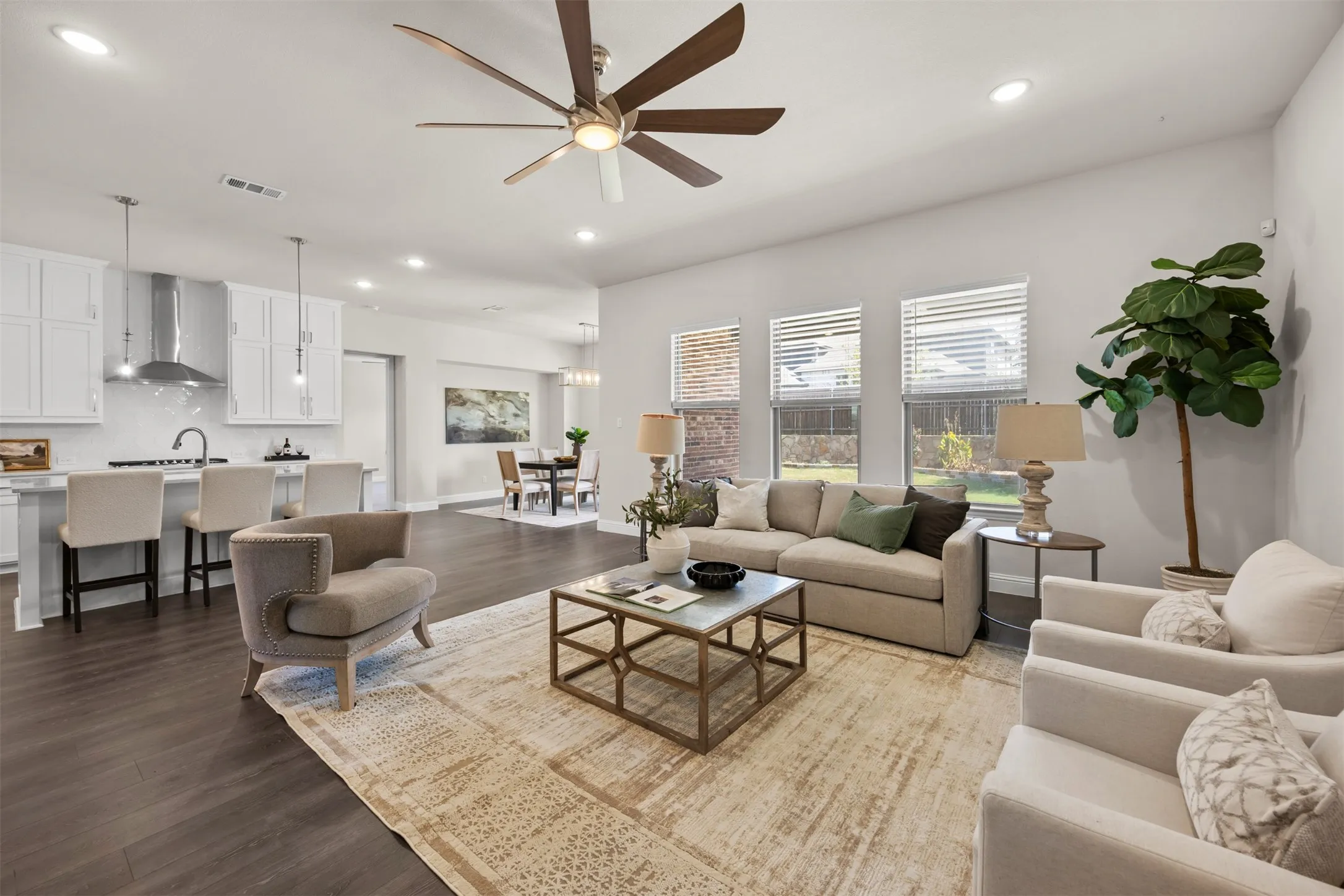 Single Family Residence For Sale in Collin County , 413 Winding Creek Lane, Anna, Texas 75409, 4 Bedroom, 3 Bathroom, 3 Garage spaces, 2,817 Sqft, built in 2021, mls#21349944, Real Estate Agent in Anna, Homes For Sale in Collin county, Homes For Sale in Anna, Realtor in Anna Texas, Real Estate Brokerage Independent Realty Texas, Luminita Cordes Realtor