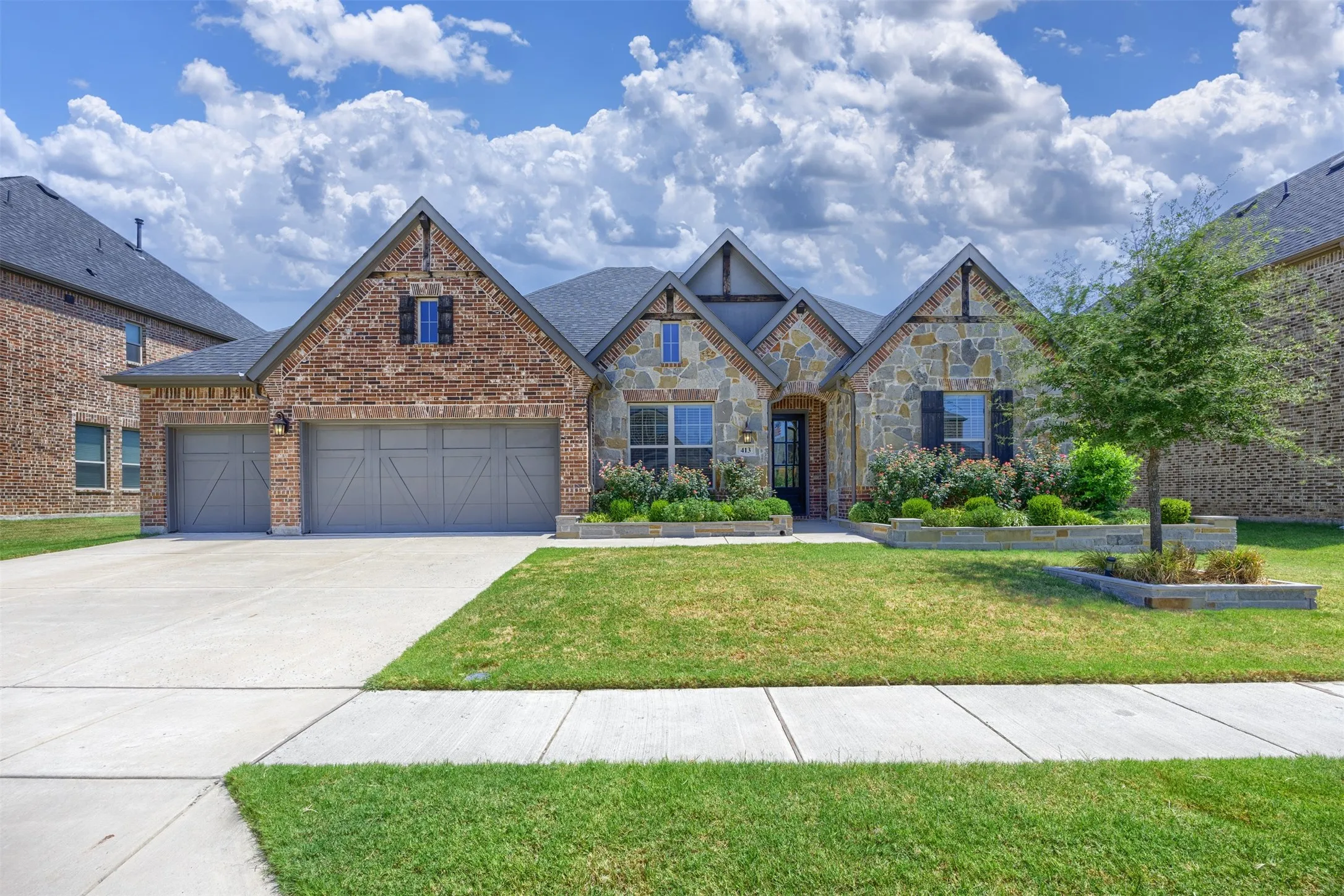Single Family Residence For Sale in Collin County , 413 Winding Creek Lane, Anna, Texas 75409, 4 Bedroom, 3 Bathroom, 3 Garage spaces, 2,817 Sqft, built in 2021, mls#21349944, Real Estate Agent in Anna, Homes For Sale in Collin county, Homes For Sale in Anna, Realtor in Anna Texas, Real Estate Brokerage Independent Realty Texas, Luminita Cordes Realtor