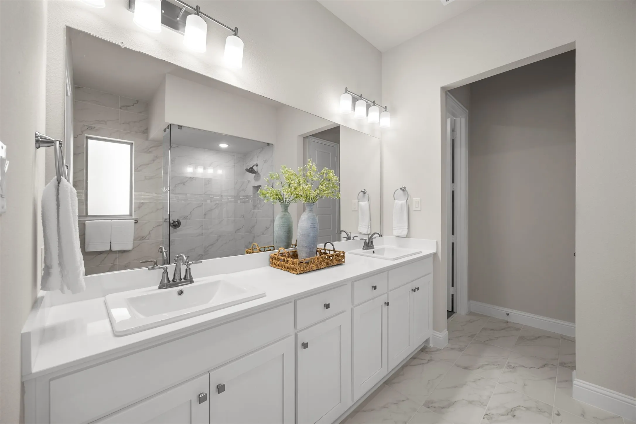 Single Family Residence For Sale in Collin County , 413 Winding Creek Lane, Anna, Texas 75409, 4 Bedroom, 3 Bathroom, 3 Garage spaces, 2,817 Sqft, built in 2021, mls#21349944, Real Estate Agent in Anna, Homes For Sale in Collin county, Homes For Sale in Anna, Realtor in Anna Texas, Real Estate Brokerage Independent Realty Texas, Luminita Cordes Realtor