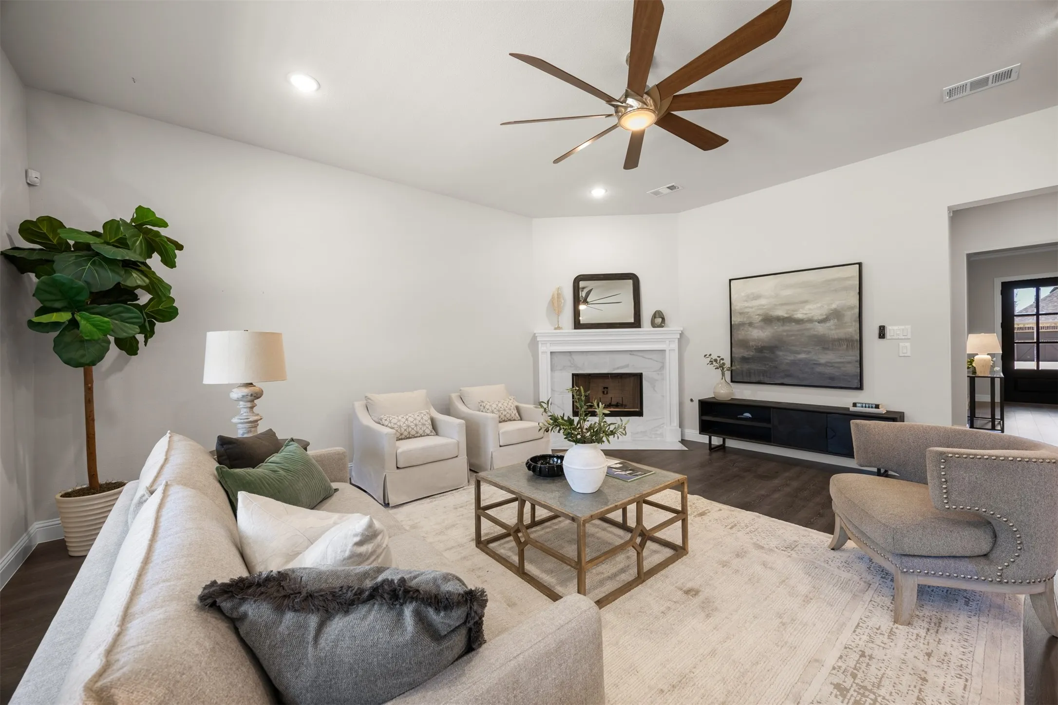 Single Family Residence For Sale in Collin County , 413 Winding Creek Lane, Anna, Texas 75409, 4 Bedroom, 3 Bathroom, 3 Garage spaces, 2,817 Sqft, built in 2021, mls#21349944, Real Estate Agent in Anna, Homes For Sale in Collin county, Homes For Sale in Anna, Realtor in Anna Texas, Real Estate Brokerage Independent Realty Texas, Luminita Cordes Realtor