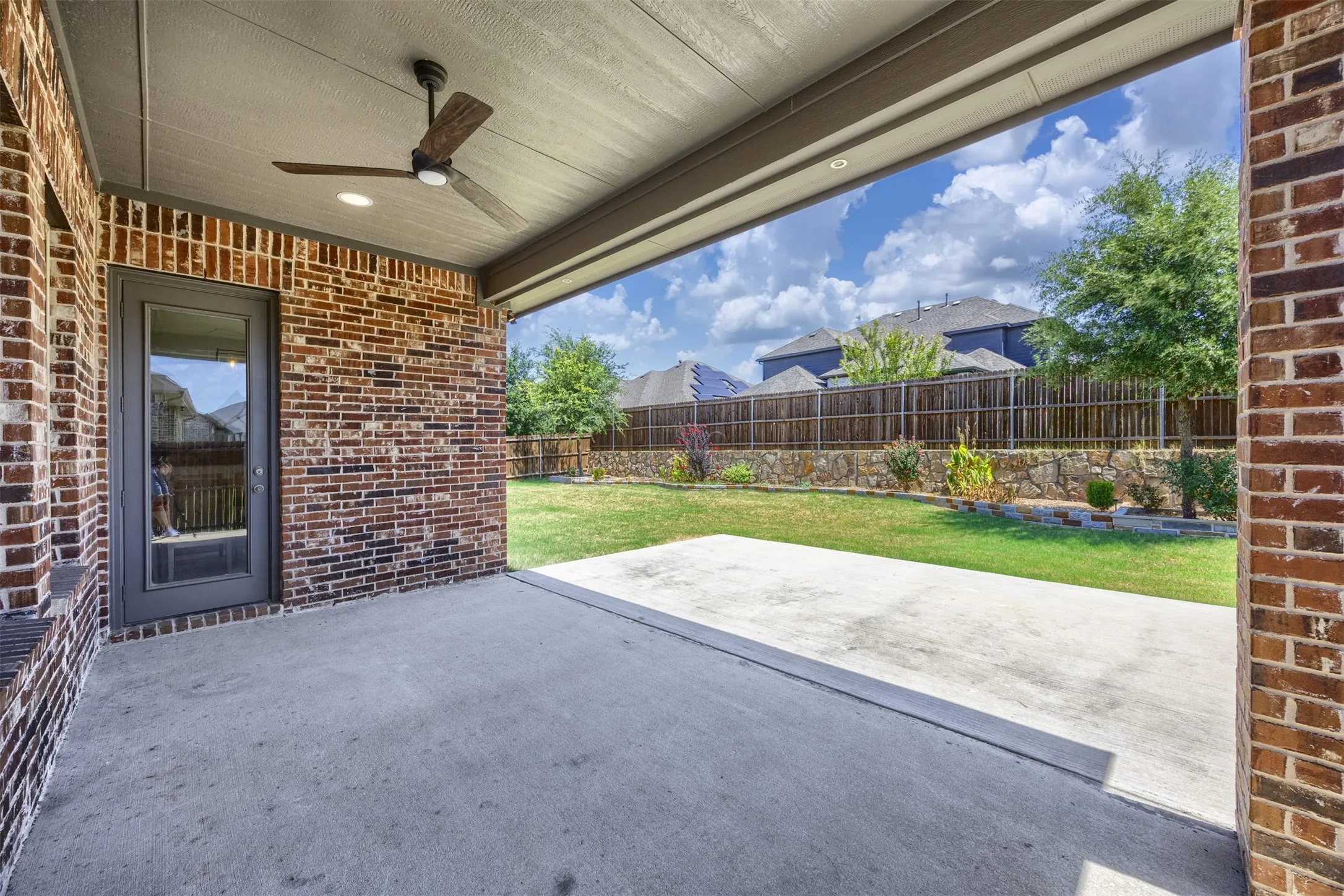 Single Family Residence For Sale in Collin County , 413 Winding Creek Lane, Anna, Texas 75409, 4 Bedroom, 3 Bathroom, 3 Garage spaces, 2,817 Sqft, built in 2021, mls#21349944, Real Estate Agent in Anna, Homes For Sale in Collin county, Homes For Sale in Anna, Realtor in Anna Texas, Real Estate Brokerage Independent Realty Texas, Luminita Cordes Realtor