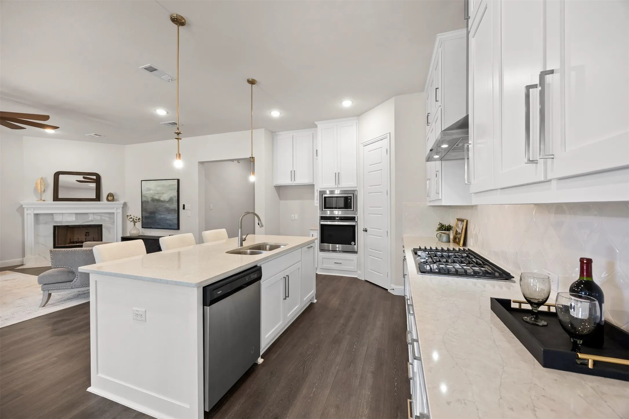 Single Family Residence For Sale in Collin County , 413 Winding Creek Lane, Anna, Texas 75409, 4 Bedroom, 3 Bathroom, 3 Garage spaces, 2,817 Sqft, built in 2021, mls#21349944, Real Estate Agent in Anna, Homes For Sale in Collin county, Homes For Sale in Anna, Realtor in Anna Texas, Real Estate Brokerage Independent Realty Texas, Luminita Cordes Realtor