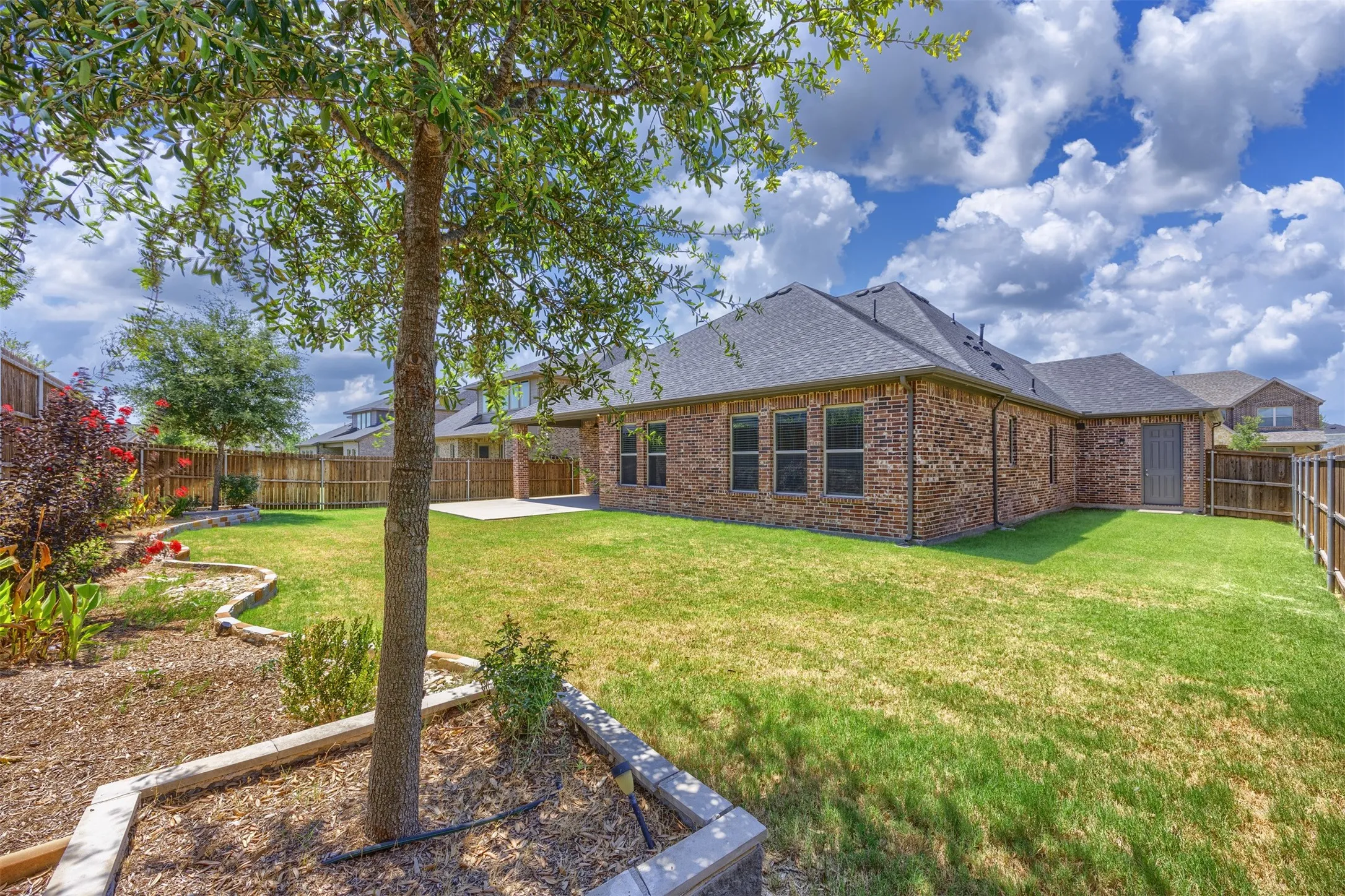 Single Family Residence For Sale in Collin County , 413 Winding Creek Lane, Anna, Texas 75409, 4 Bedroom, 3 Bathroom, 3 Garage spaces, 2,817 Sqft, built in 2021, mls#21349944, Real Estate Agent in Anna, Homes For Sale in Collin county, Homes For Sale in Anna, Realtor in Anna Texas, Real Estate Brokerage Independent Realty Texas, Luminita Cordes Realtor