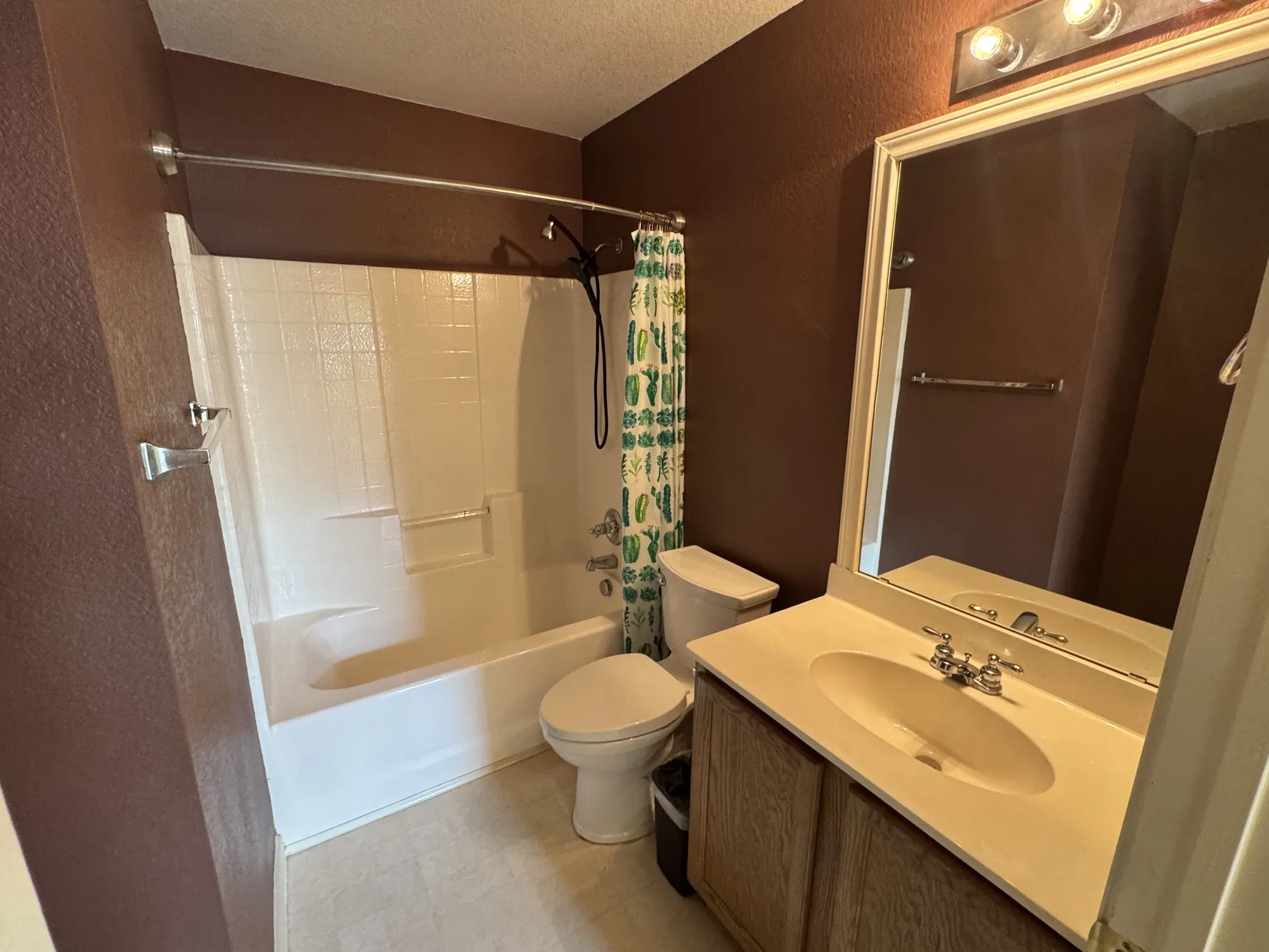 Single Family Residence For Rent in Denton County , 8831 Holliday Lane, Aubrey, Texas 76227, 3 Bedroom, 2 Bathroom, 2 Garage spaces, 1,207 Sqft, built in 2004, mls#21356494, Real Estate Agent in Aubrey, Homes For Rent in Denton county, Homes For Rent in Aubrey, Realtor in Aubrey Texas, Real Estate Brokerage Independent Realty Texas, Luminita Cordes Realtor