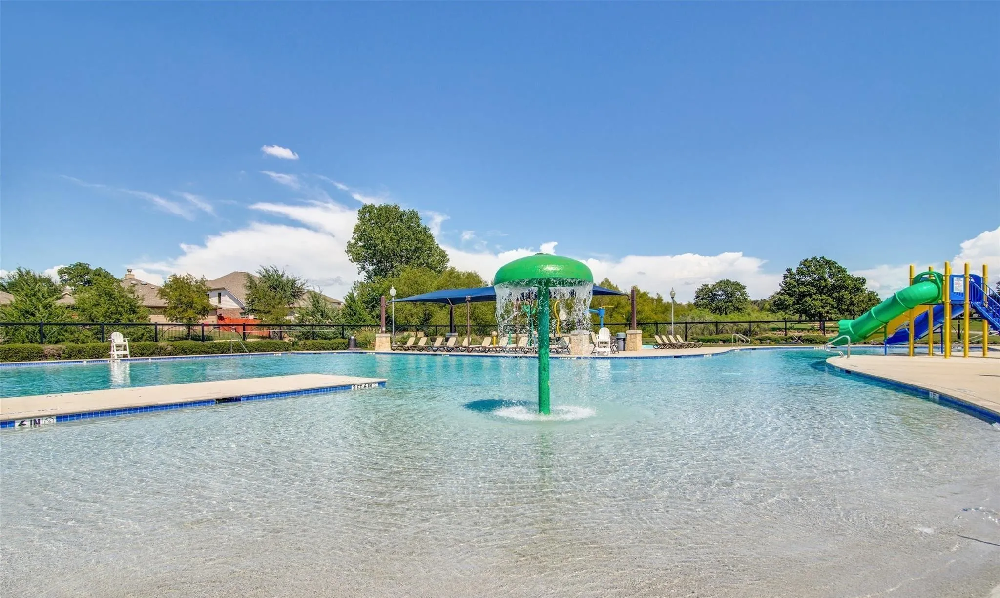 Single Family Residence For Rent in Denton County , 8831 Holliday Lane, Aubrey, Texas 76227, 3 Bedroom, 2 Bathroom, 2 Garage spaces, 1,207 Sqft, built in 2004, mls#21356494, Real Estate Agent in Aubrey, Homes For Rent in Denton county, Homes For Rent in Aubrey, Realtor in Aubrey Texas, Real Estate Brokerage Independent Realty Texas, Luminita Cordes Realtor