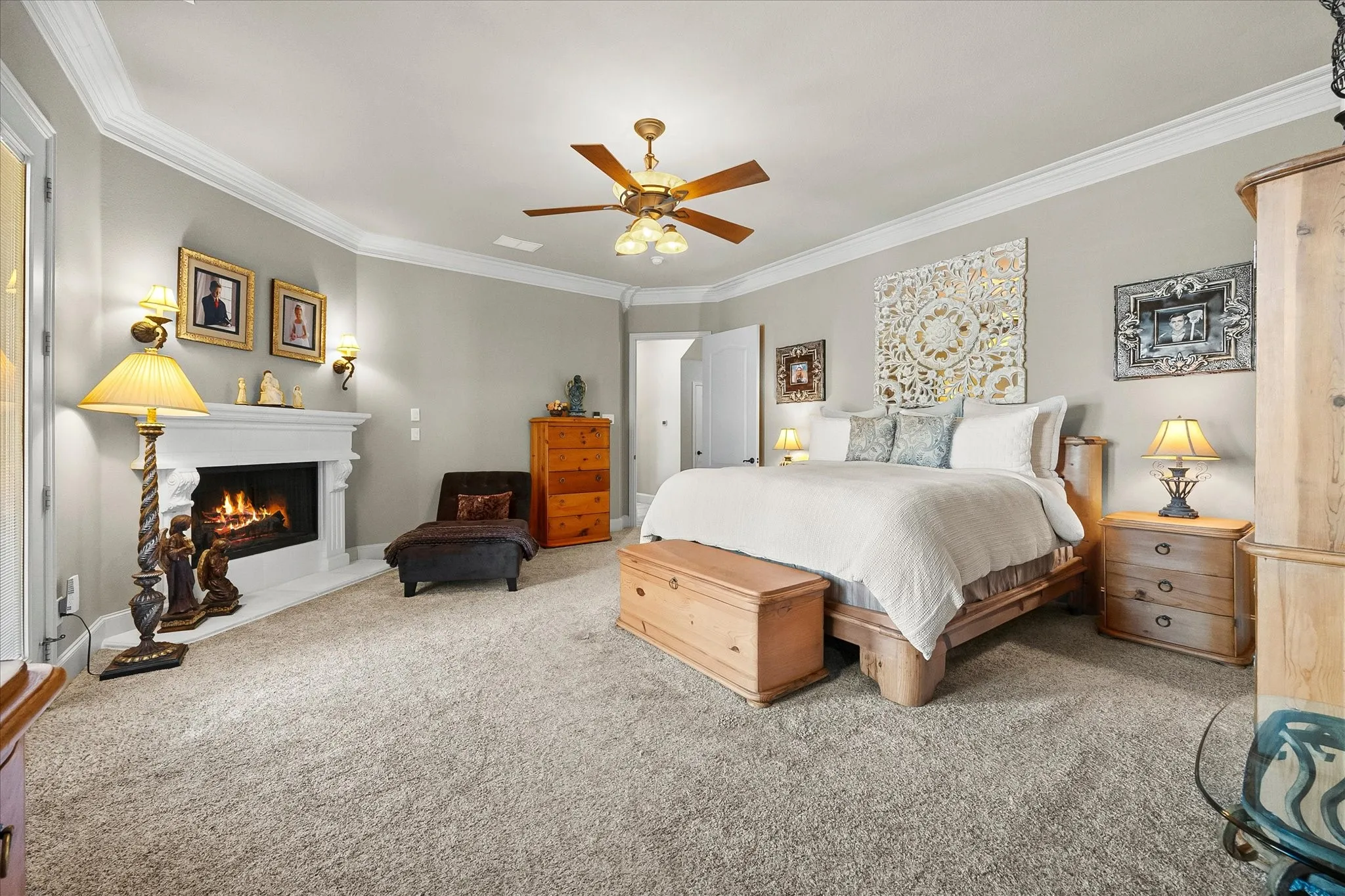 Single Family Residence For Sale in Rockwall County , 2 Maltese Circle, Heath, Texas 75032, 5 Bedroom, 4 Bathroom, 7 Garage spaces, 3,510 Sqft, built in 2006, mls#21358710, Real Estate Agent in Heath, Homes For Sale in Rockwall county, Homes For Sale in Heath, Realtor in Heath Texas, Real Estate Brokerage Independent Realty Texas, Luminita Cordes Realtor