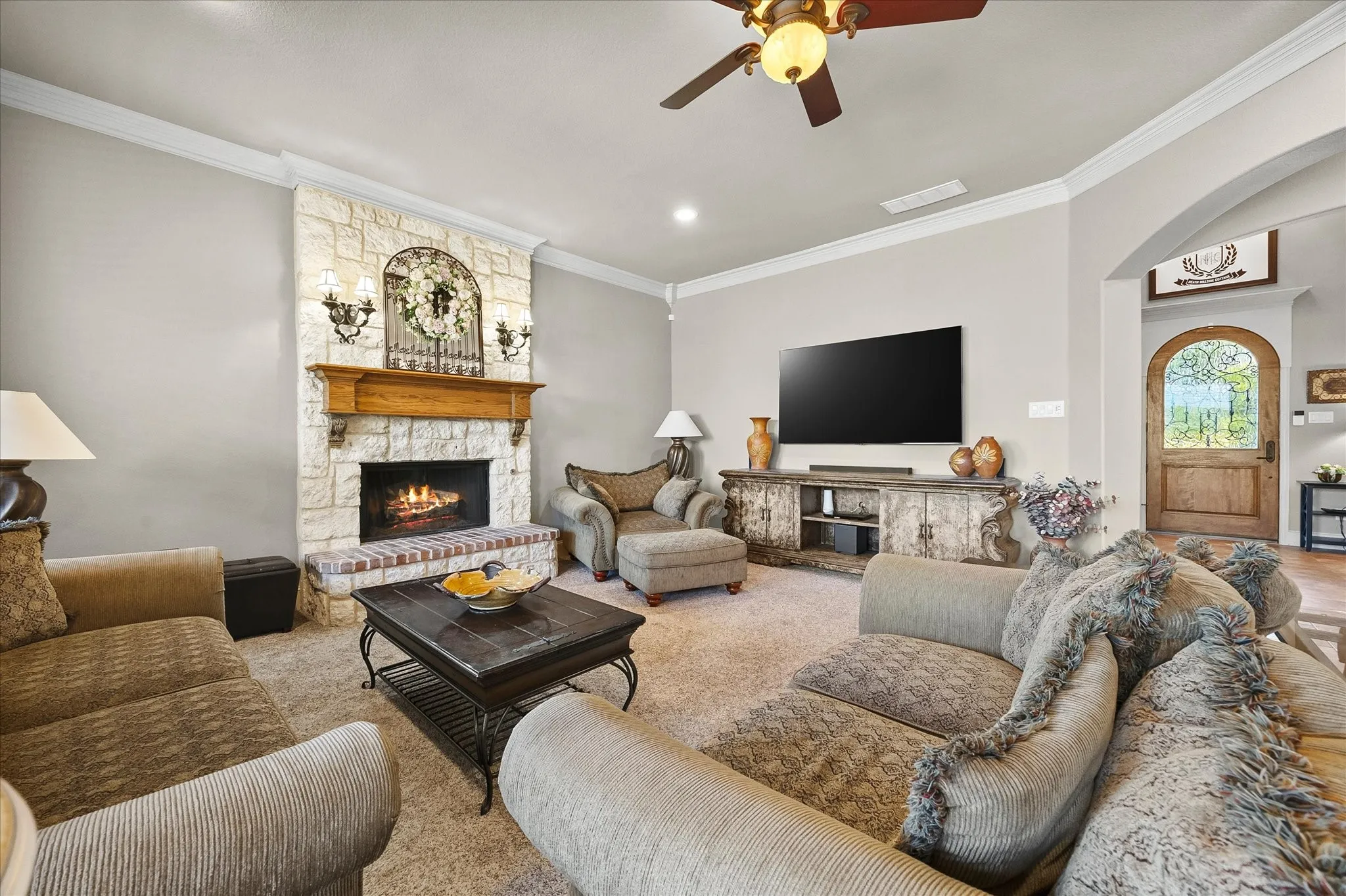 Single Family Residence For Sale in Rockwall County , 2 Maltese Circle, Heath, Texas 75032, 5 Bedroom, 4 Bathroom, 7 Garage spaces, 3,510 Sqft, built in 2006, mls#21358710, Real Estate Agent in Heath, Homes For Sale in Rockwall county, Homes For Sale in Heath, Realtor in Heath Texas, Real Estate Brokerage Independent Realty Texas, Luminita Cordes Realtor