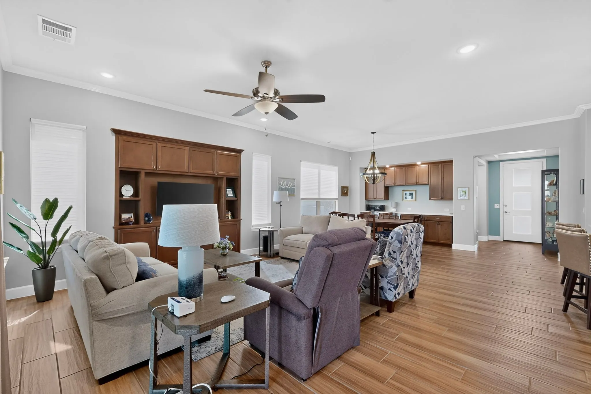 Single Family Residence For Sale in Denton County , 12612 Copper Ore Way, Denton, Texas 76207, 2 Bedroom, 3 Bathroom, 2 Garage spaces, 1,969 Sqft, built in 2022, mls#21358258, Real Estate Agent in Denton, Homes For Sale in Denton county, Homes For Sale in Denton, Realtor in Denton Texas, Real Estate Brokerage Independent Realty Texas, Luminita Cordes Realtor