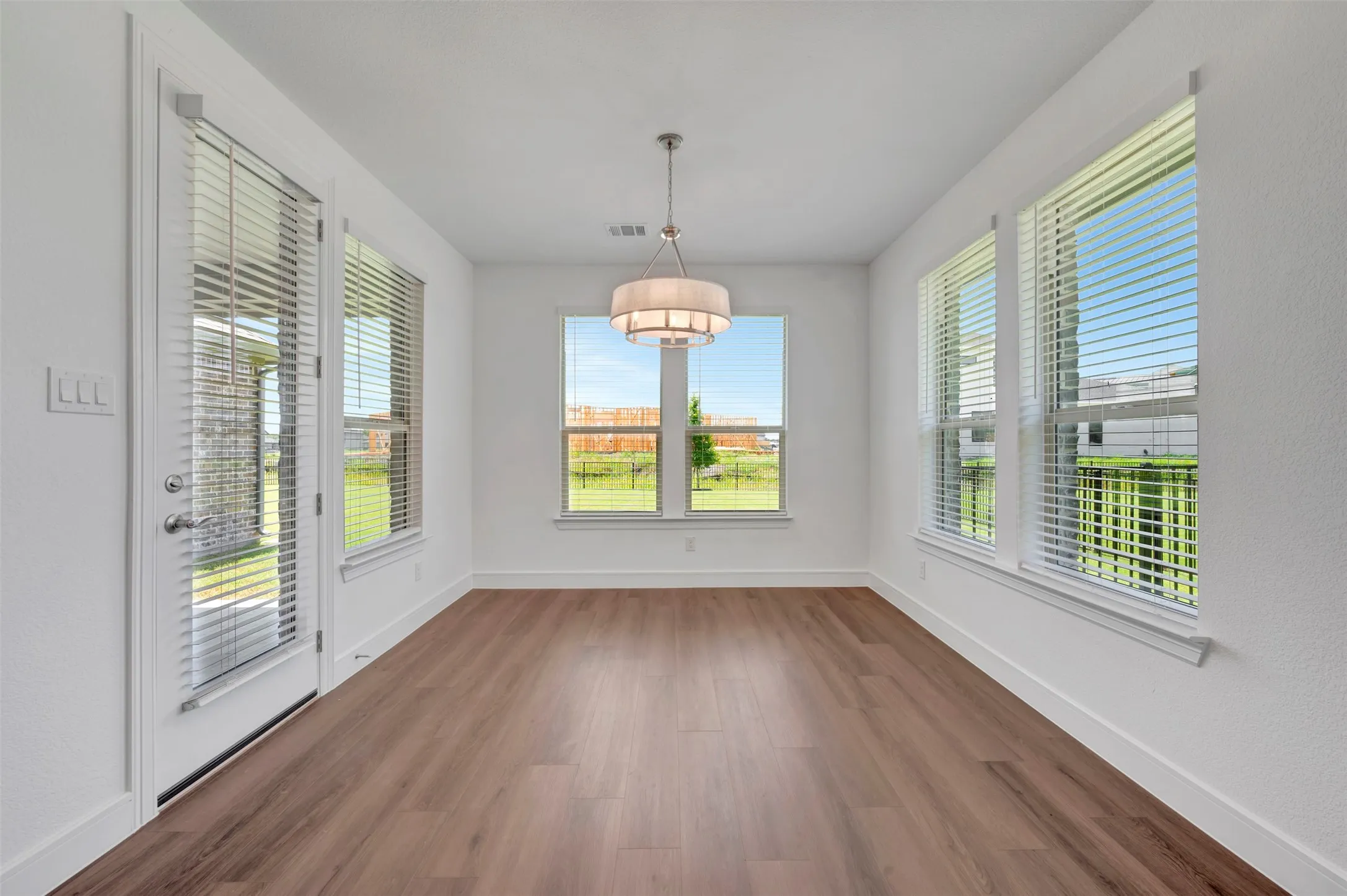 Single Family Residence For Sale in Rockwall County , 912 Wood Duck Court, Heath, Texas 75126, 4 Bedroom, 4 Bathroom, 4 Garage spaces, 3,650 Sqft, built in 2026, mls#21358827, Real Estate Agent in Heath, Homes For Sale in Rockwall county, Homes For Sale in Heath, Realtor in Heath Texas, Real Estate Brokerage Independent Realty Texas, Luminita Cordes Realtor