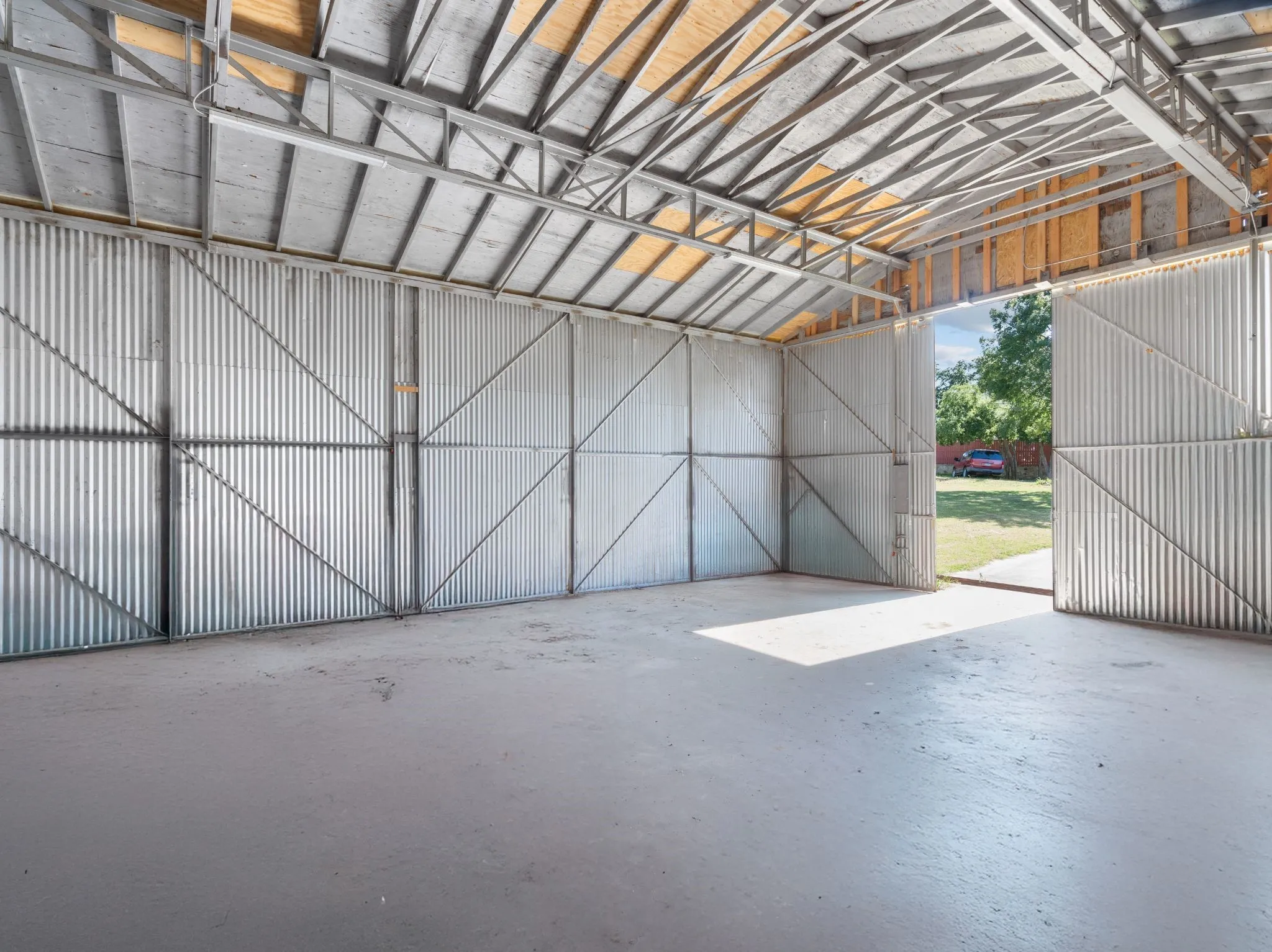 Garage with metal wall