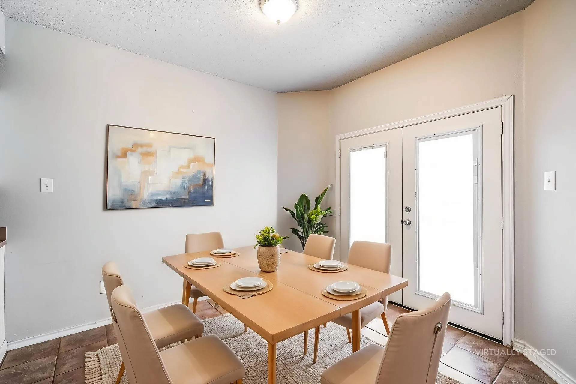 Single Family Residence For Rent in Tarrant County , 5293 Chessie Circle, Haltom City, Texas 76137, 4 Bedroom, 3 Bathroom, 2 Garage spaces, 3,131 Sqft, built in 1999, mls#21358833, Real Estate Agent in Haltom City, Homes For Rent in Tarrant county, Homes For Rent in Haltom City, Realtor in Haltom City Texas, Real Estate Brokerage Independent Realty Texas, Luminita Cordes Realtor