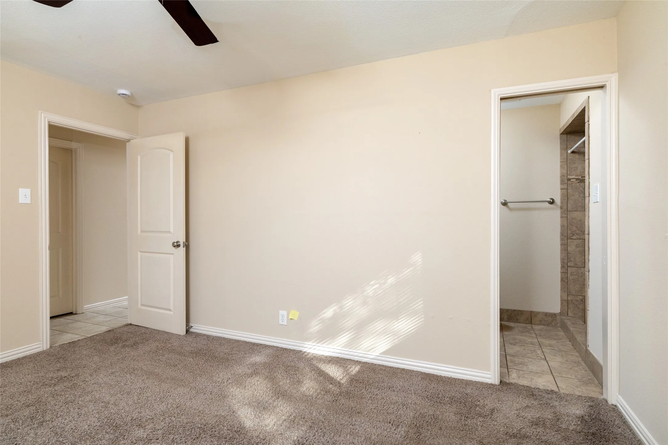 Single Family Residence For Sale in Dallas County , 2906 Harvard Street N, Irving, Texas 75062, 3 Bedroom, 2 Bathroom, 1 Garage spaces, 1,253 Sqft, built in 1963, mls#21358662, Real Estate Agent in Irving, Homes For Sale in Dallas county, Homes For Sale in Irving, Realtor in Irving Texas, Real Estate Brokerage Independent Realty Texas, Luminita Cordes Realtor