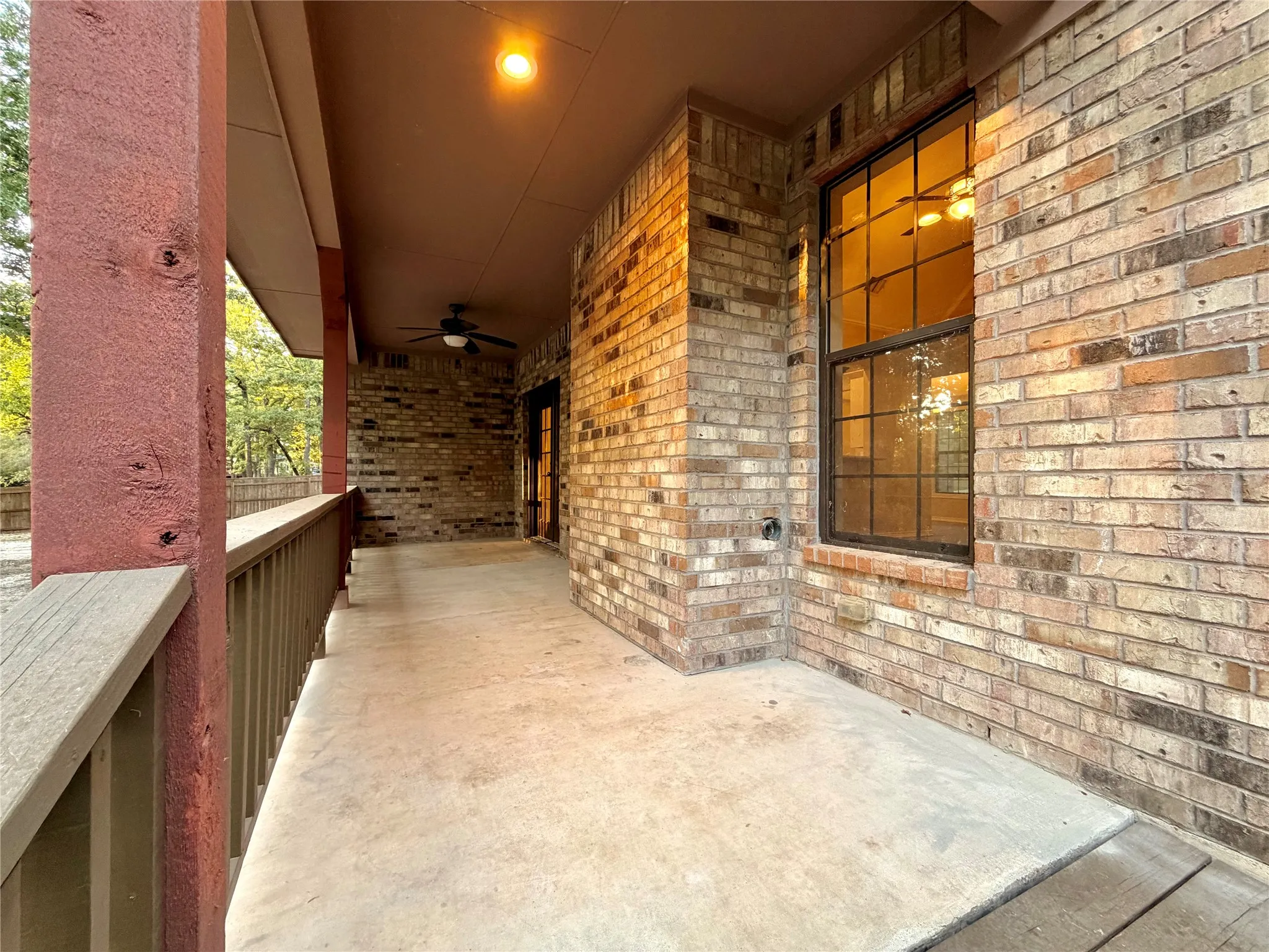 Single Family Residence For Sale in Henderson County , 7055 Joyce Street, Eustace, Texas 75124, 3 Bedroom, 2 Bathroom, 2 Garage spaces, 1,429 Sqft, built in 2018, mls#21358859, Real Estate Agent in Eustace, Homes For Sale in Henderson county, Homes For Sale in Eustace, Realtor in Eustace Texas, Real Estate Brokerage Independent Realty Texas, Luminita Cordes Realtor