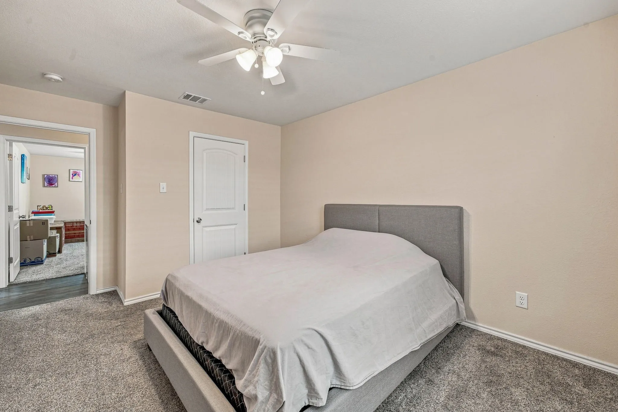 Single Family Residence For Sale in Palo Pinto County , 1006 SE 3rd Street, Mineral Wells, Texas 76067, 3 Bedroom, 2 Bathroom, 2 Garage spaces, 1,481 Sqft, built in 2022, mls#21357536, Real Estate Agent in Mineral Wells, Homes For Sale in Palo Pinto county, Homes For Sale in Mineral Wells, Realtor in Mineral Wells Texas, Real Estate Brokerage Independent Realty Texas, Luminita Cordes Realtor