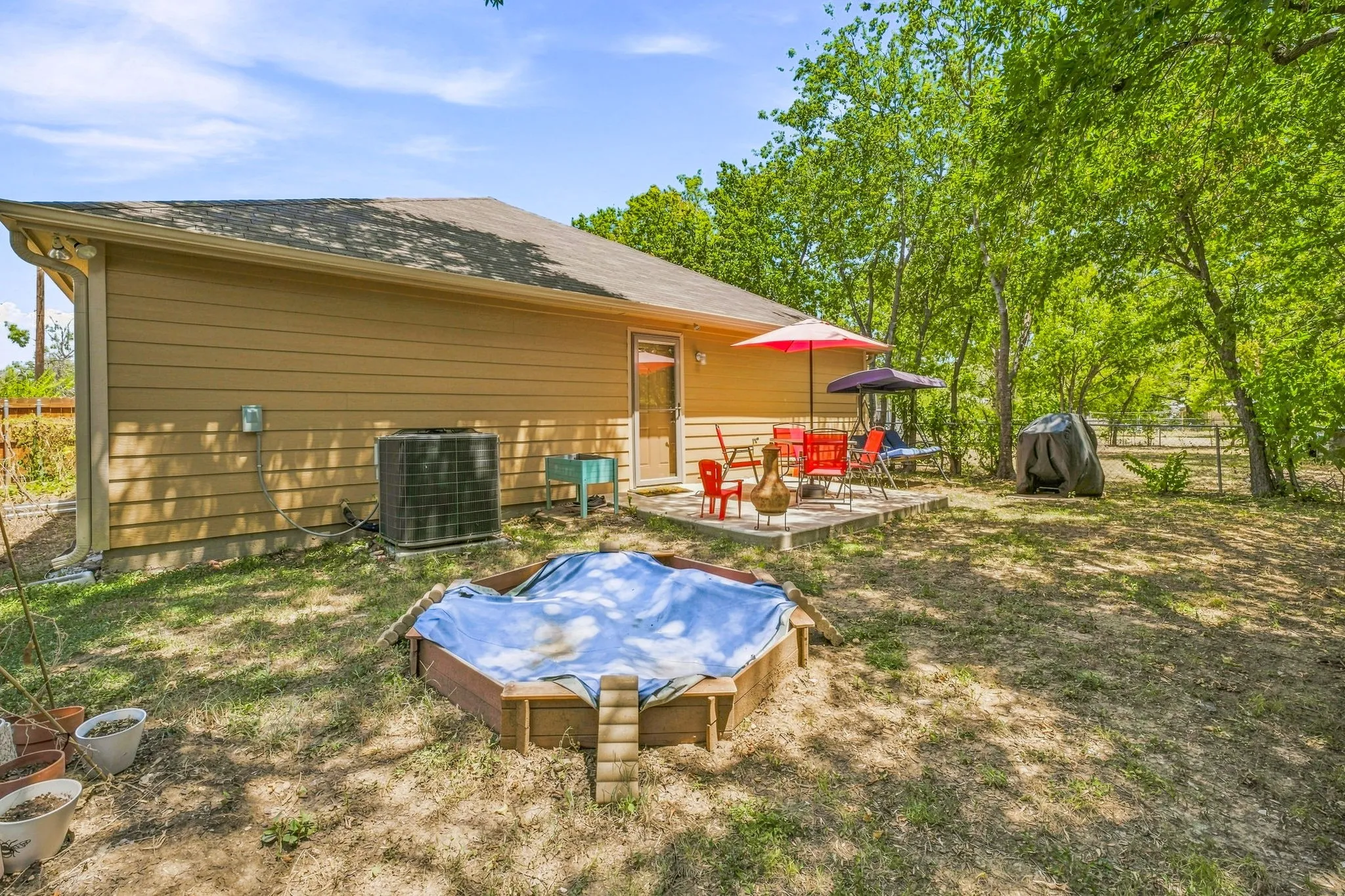 Single Family Residence For Sale in Palo Pinto County , 1006 SE 3rd Street, Mineral Wells, Texas 76067, 3 Bedroom, 2 Bathroom, 2 Garage spaces, 1,481 Sqft, built in 2022, mls#21357536, Real Estate Agent in Mineral Wells, Homes For Sale in Palo Pinto county, Homes For Sale in Mineral Wells, Realtor in Mineral Wells Texas, Real Estate Brokerage Independent Realty Texas, Luminita Cordes Realtor