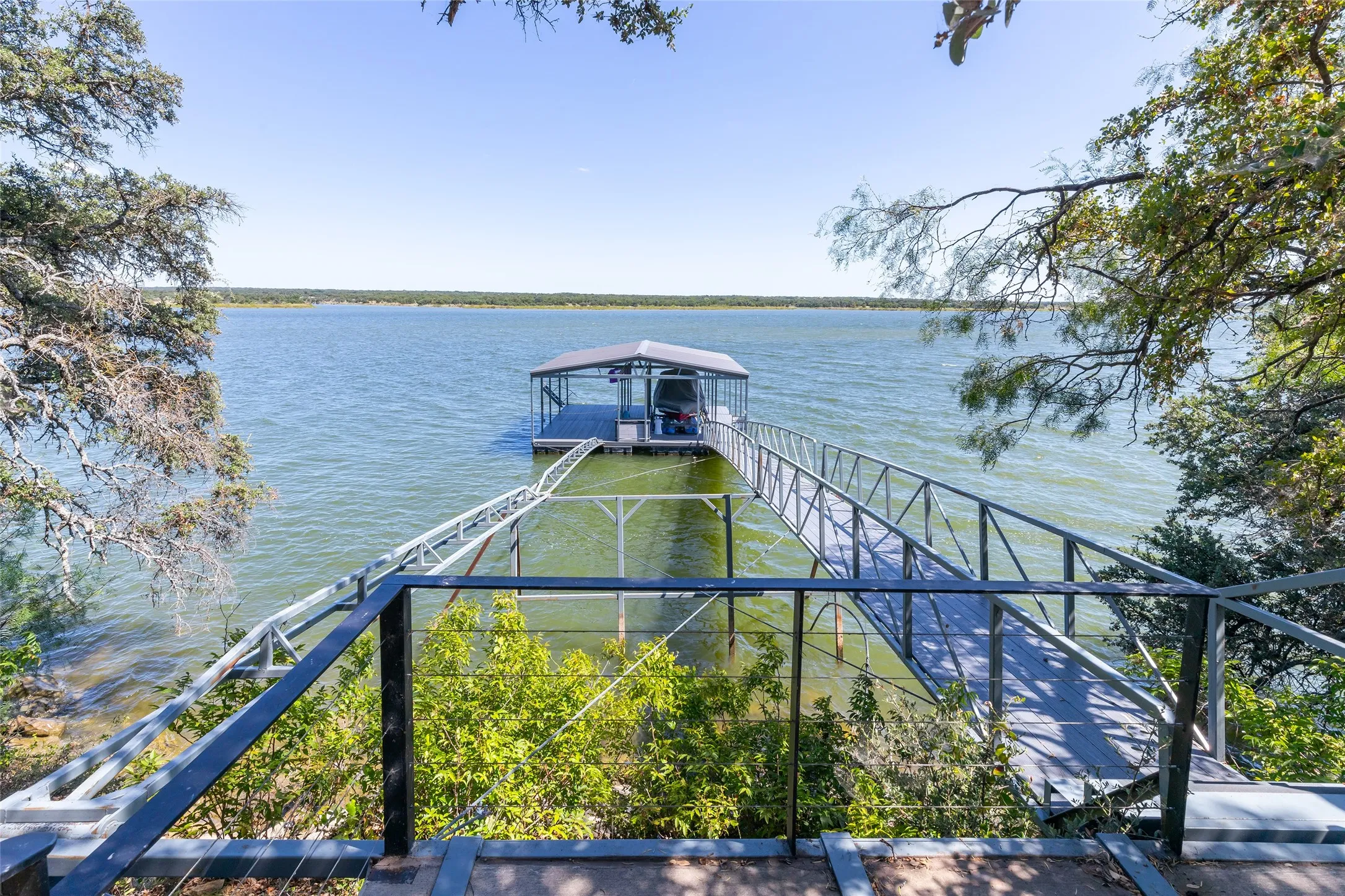 Single Family Residence For Sale in Brown County , 632 Oak Point Drive, May, Texas 76857, 3 Bedroom, 3 Bathroom, 2 Garage spaces, 2,410 Sqft, built in 2022, mls#21358709, Real Estate Agent in May, Homes For Sale in Brown county, Homes For Sale in May, Realtor in May Texas, Real Estate Brokerage Independent Realty Texas, Luminita Cordes Realtor