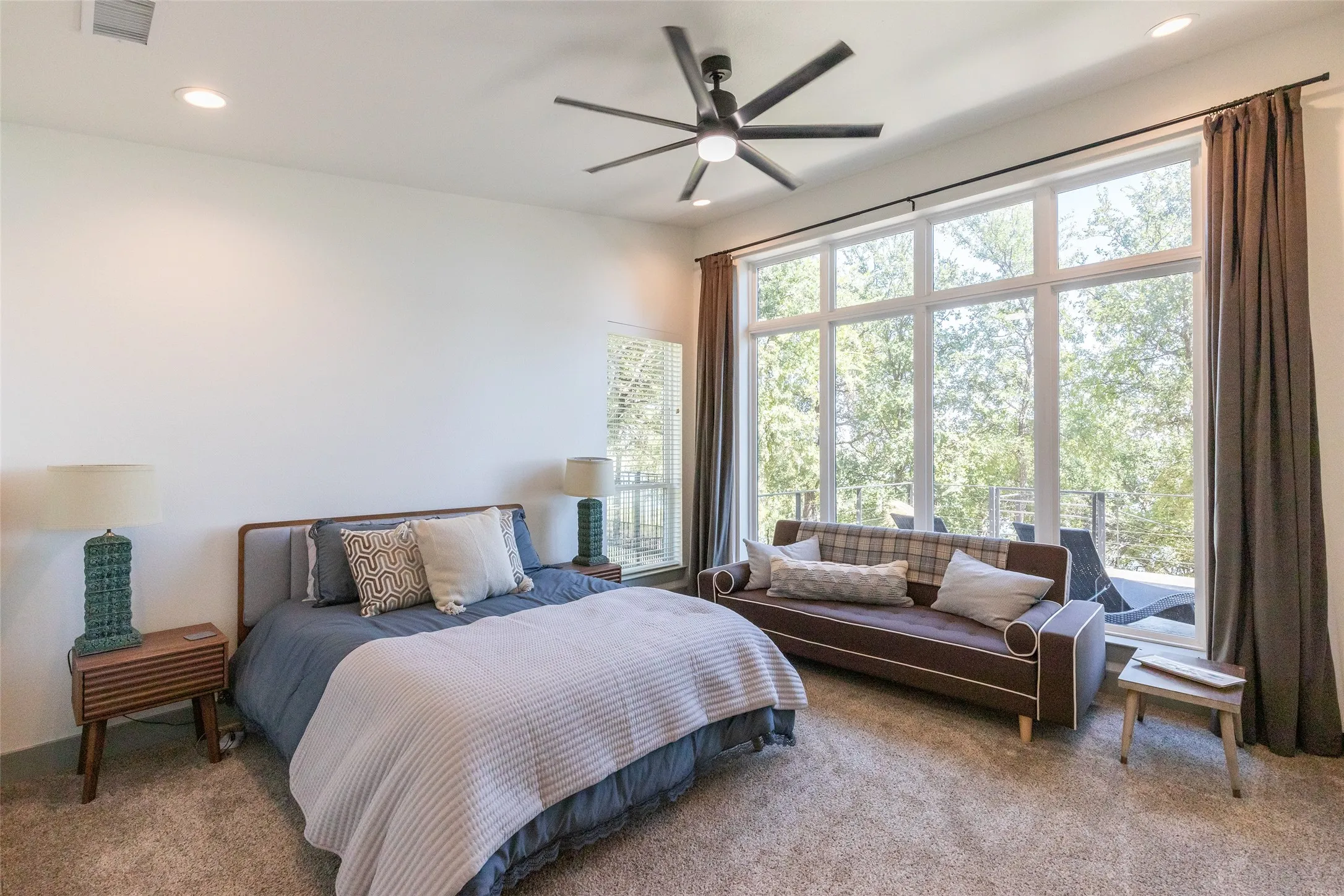 Single Family Residence For Sale in Brown County , 632 Oak Point Drive, May, Texas 76857, 3 Bedroom, 3 Bathroom, 2 Garage spaces, 2,410 Sqft, built in 2022, mls#21358709, Real Estate Agent in May, Homes For Sale in Brown county, Homes For Sale in May, Realtor in May Texas, Real Estate Brokerage Independent Realty Texas, Luminita Cordes Realtor