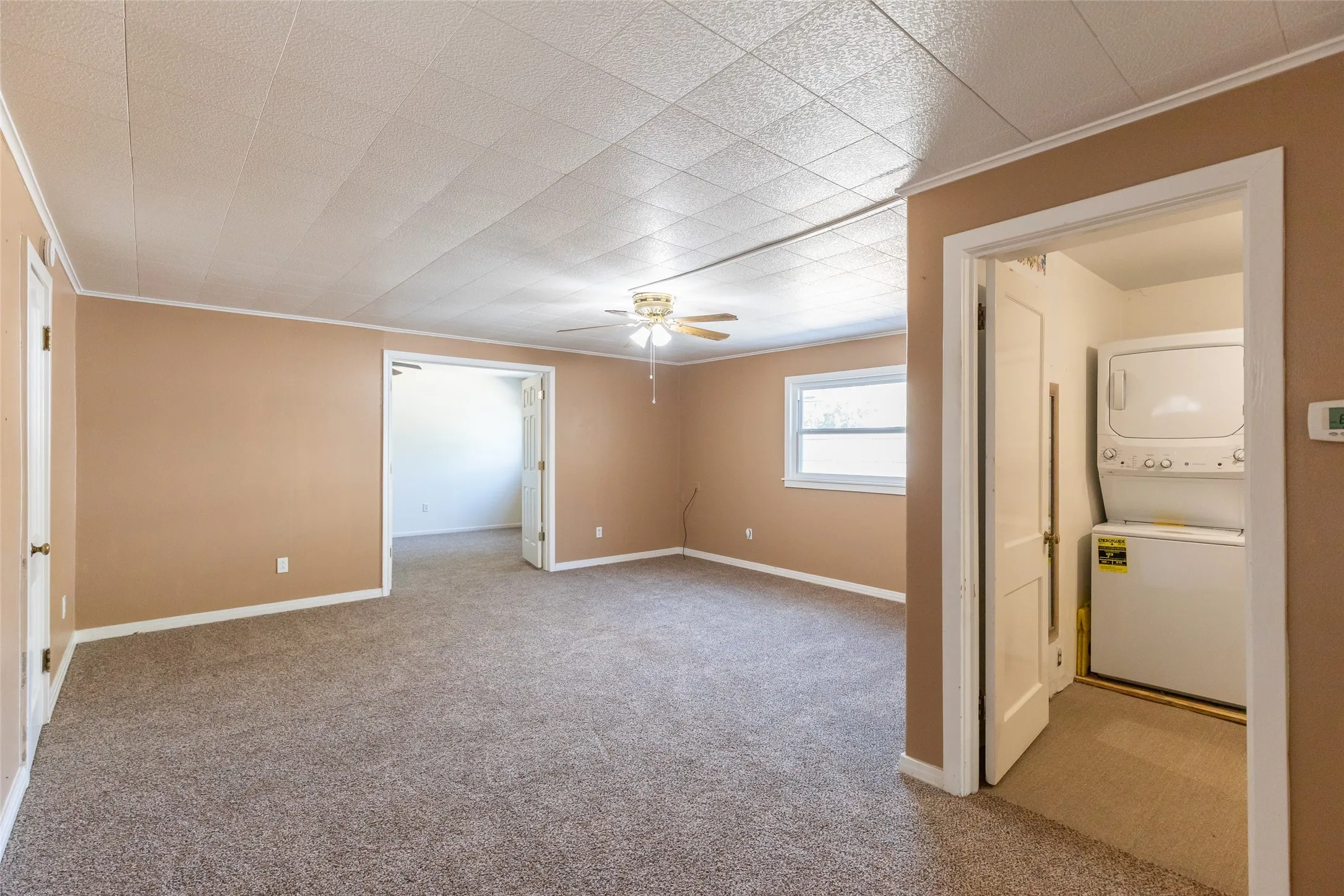 Single Family Residence For Sale in Taylor County , 2610 S 25th Street, Abilene, Texas 79605, 3 Bedroom, 2 Bathroom, 2 Garage spaces, 1,450 Sqft, built in 1941, mls#21356758, Real Estate Agent in Abilene, Homes For Sale in Taylor county, Homes For Sale in Abilene, Realtor in Abilene Texas, Real Estate Brokerage Independent Realty Texas, Luminita Cordes Realtor