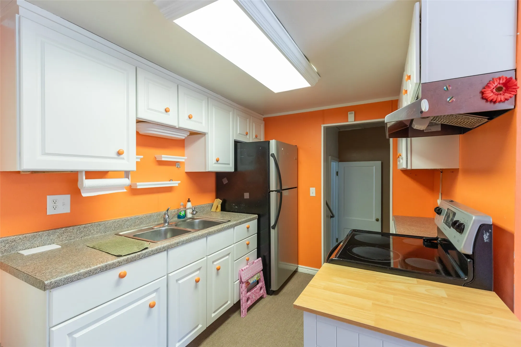 Single Family Residence For Sale in Taylor County , 2610 S 25th Street, Abilene, Texas 79605, 3 Bedroom, 2 Bathroom, 2 Garage spaces, 1,450 Sqft, built in 1941, mls#21356758, Real Estate Agent in Abilene, Homes For Sale in Taylor county, Homes For Sale in Abilene, Realtor in Abilene Texas, Real Estate Brokerage Independent Realty Texas, Luminita Cordes Realtor