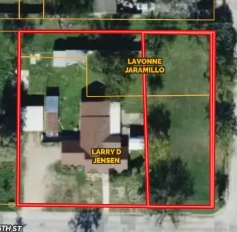 Single Family Residence For Sale in Taylor County , 2610 S 25th Street, Abilene, Texas 79605, 3 Bedroom, 2 Bathroom, 2 Garage spaces, 1,450 Sqft, built in 1941, mls#21356758, Real Estate Agent in Abilene, Homes For Sale in Taylor county, Homes For Sale in Abilene, Realtor in Abilene Texas, Real Estate Brokerage Independent Realty Texas, Luminita Cordes Realtor