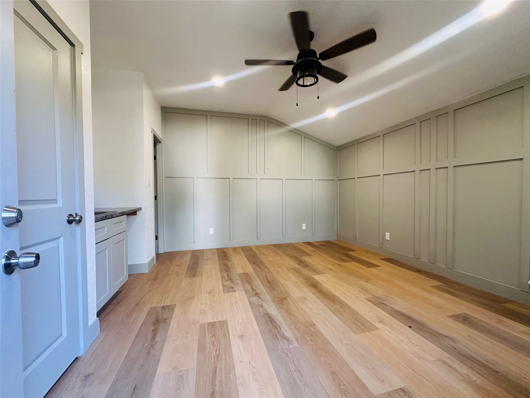 Guest house has room for livingroom-bedroom area