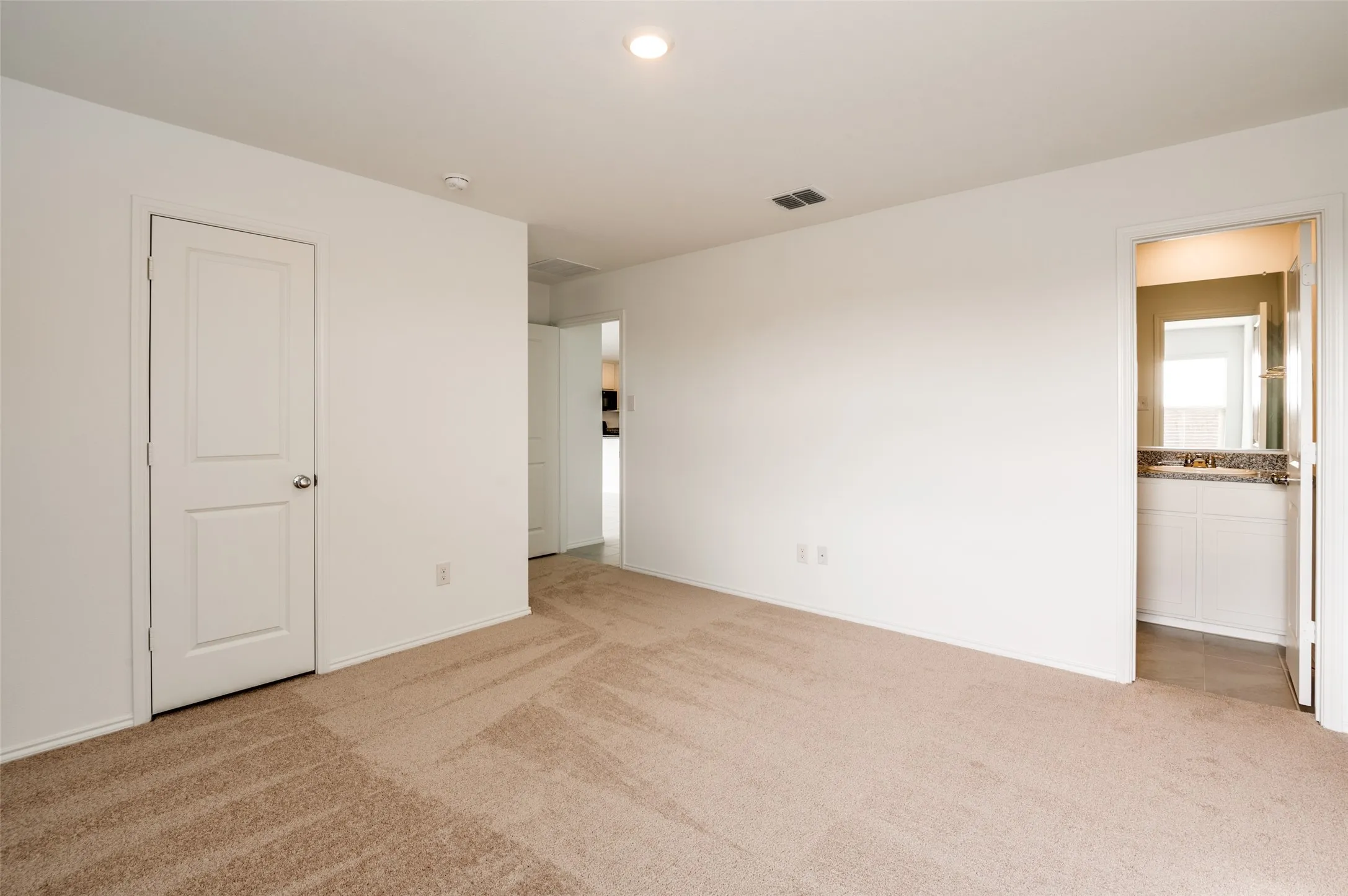Single Family Residence For Rent in Denton County , 2816 Green Hill Way, Little Elm, Texas 75068, 3 Bedroom, 2 Bathroom, 2 Garage spaces, 1,481 Sqft, built in 2023, Price $2,100, mls#21358872, Real Estate Agent in Little Elm, Homes For Rent in Denton county, Homes For Rent in Little Elm, Realtor in Little Elm Texas, Real Estate Brokerage Independent Realty Texas, Luminita Cordes Realtor