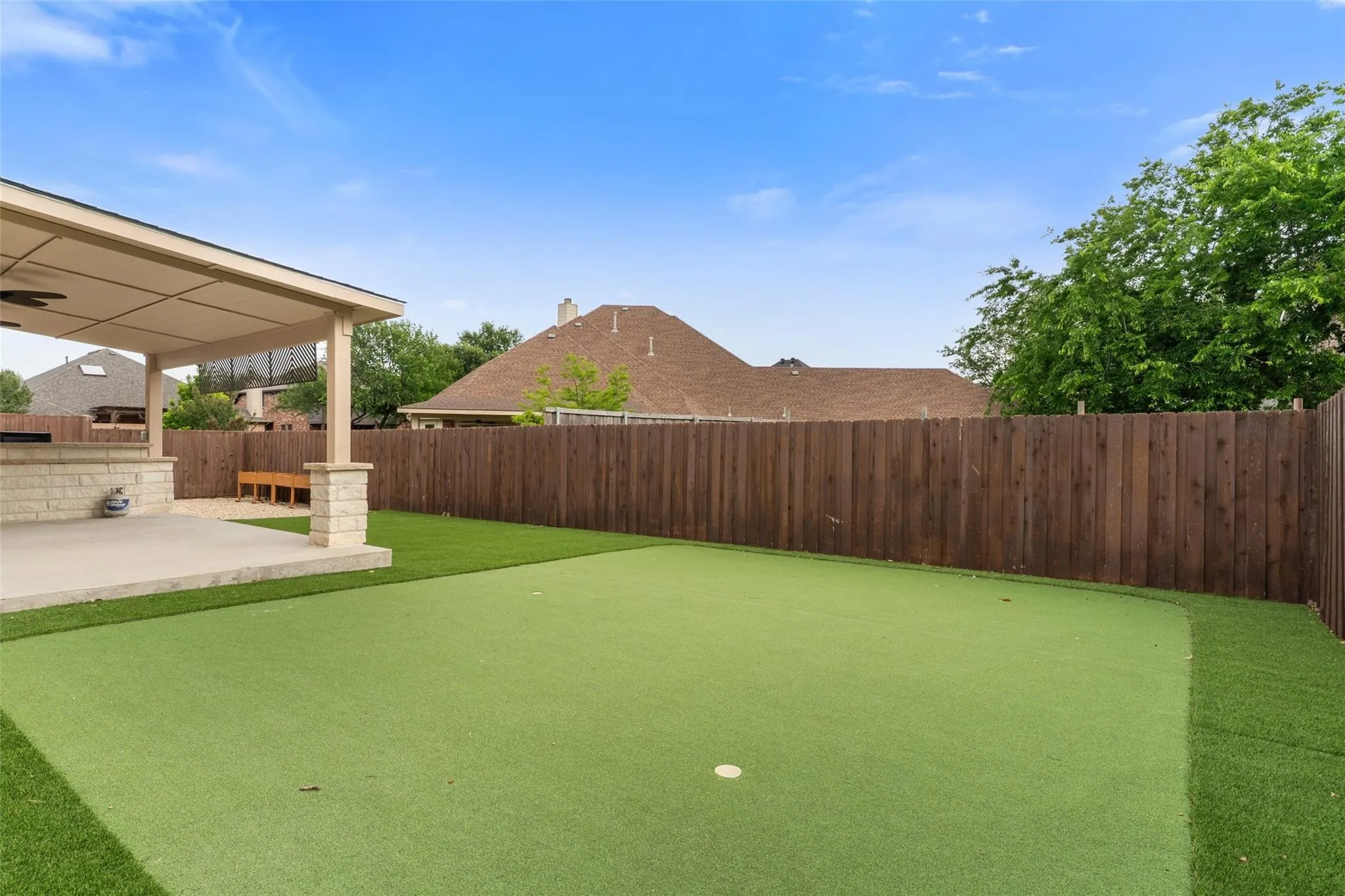 Single Family Residence For Sale in Dallas County , 5912 Crestberry Lane, Sachse, Texas 75048, 4 Bedroom, 3 Bathroom, 2 Garage spaces, 3,730 Sqft, built in 2000, mls#21357885, Real Estate Agent in Sachse, Homes For Sale in Dallas county, Homes For Sale in Sachse, Realtor in Sachse Texas, Real Estate Brokerage Independent Realty Texas, Luminita Cordes Realtor
