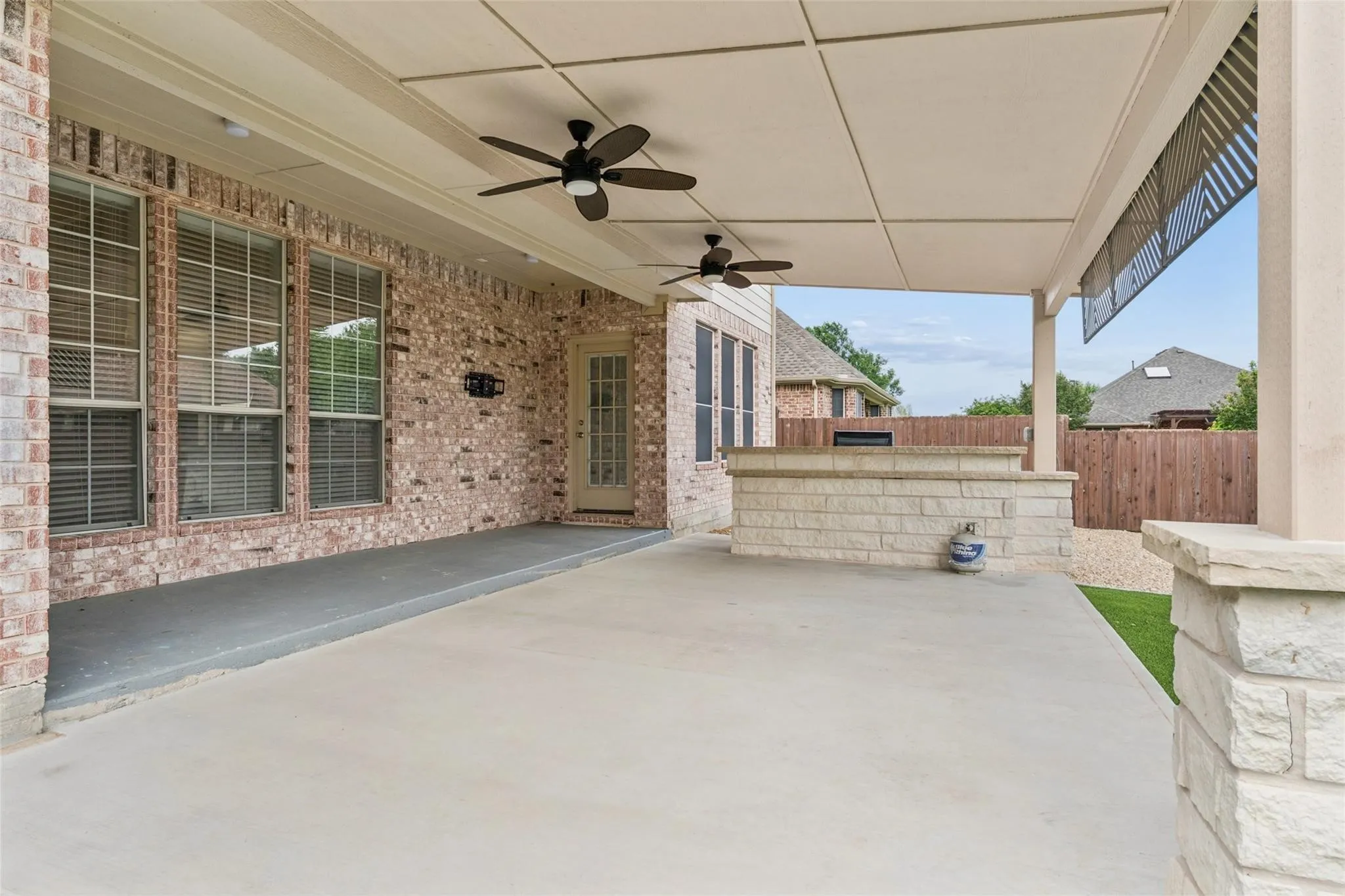 Single Family Residence For Sale in Dallas County , 5912 Crestberry Lane, Sachse, Texas 75048, 4 Bedroom, 3 Bathroom, 2 Garage spaces, 3,730 Sqft, built in 2000, mls#21357885, Real Estate Agent in Sachse, Homes For Sale in Dallas county, Homes For Sale in Sachse, Realtor in Sachse Texas, Real Estate Brokerage Independent Realty Texas, Luminita Cordes Realtor