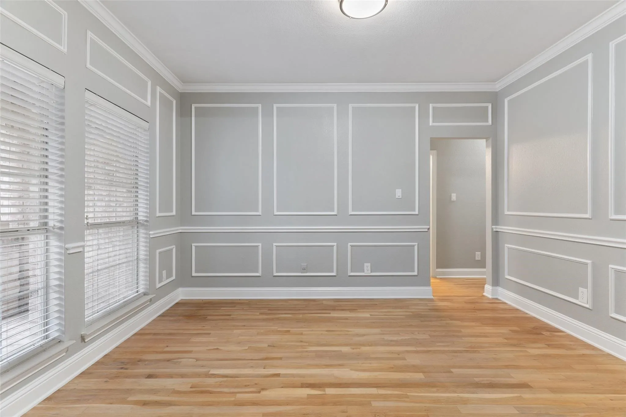 Single Family Residence For Sale in Dallas County , 5912 Crestberry Lane, Sachse, Texas 75048, 4 Bedroom, 3 Bathroom, 2 Garage spaces, 3,730 Sqft, built in 2000, mls#21357885, Real Estate Agent in Sachse, Homes For Sale in Dallas county, Homes For Sale in Sachse, Realtor in Sachse Texas, Real Estate Brokerage Independent Realty Texas, Luminita Cordes Realtor