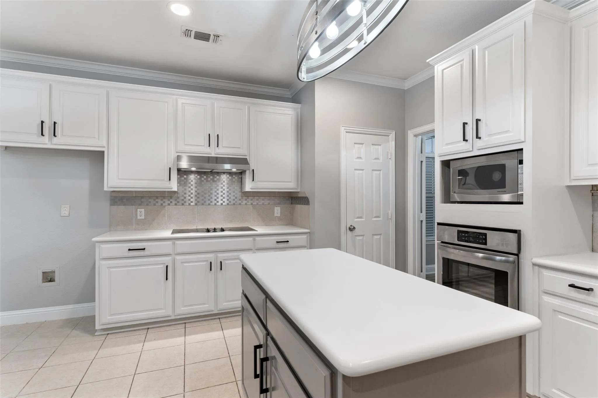 Single Family Residence For Sale in Dallas County , 5912 Crestberry Lane, Sachse, Texas 75048, 4 Bedroom, 3 Bathroom, 2 Garage spaces, 3,730 Sqft, built in 2000, mls#21357885, Real Estate Agent in Sachse, Homes For Sale in Dallas county, Homes For Sale in Sachse, Realtor in Sachse Texas, Real Estate Brokerage Independent Realty Texas, Luminita Cordes Realtor