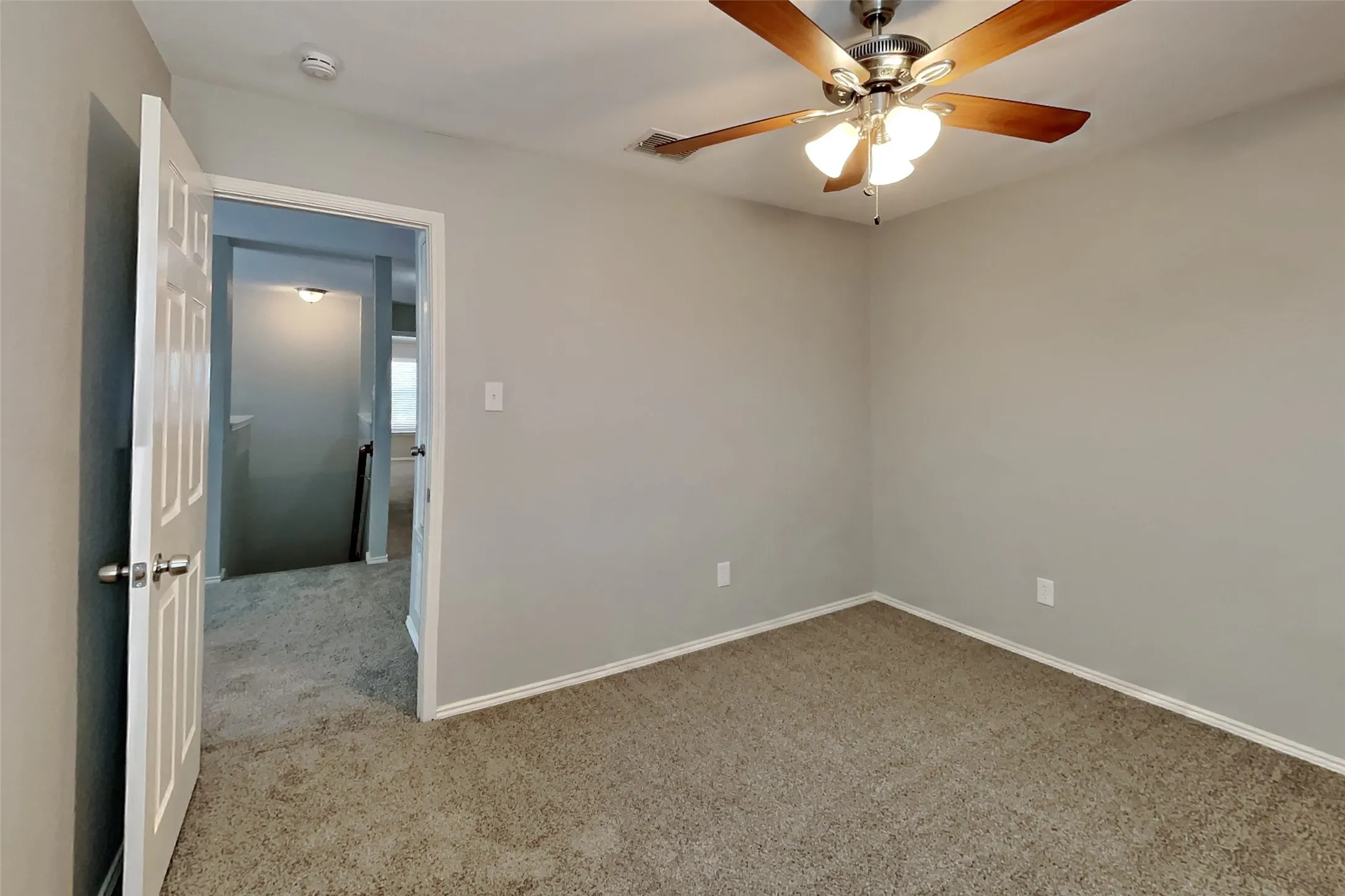 Single Family Residence For Rent in Tarrant County , 11616 Bobcat Drive, Fort Worth, Texas 76244, 4 Bedroom, 3 Bathroom, 2 Garage spaces, 2,060 Sqft, built in 2003, mls#21358877, Real Estate Agent in Fort Worth, Homes For Rent in Tarrant county, Homes For Rent in Fort Worth, Realtor in Fort Worth Texas, Real Estate Brokerage Independent Realty Texas, Luminita Cordes Realtor