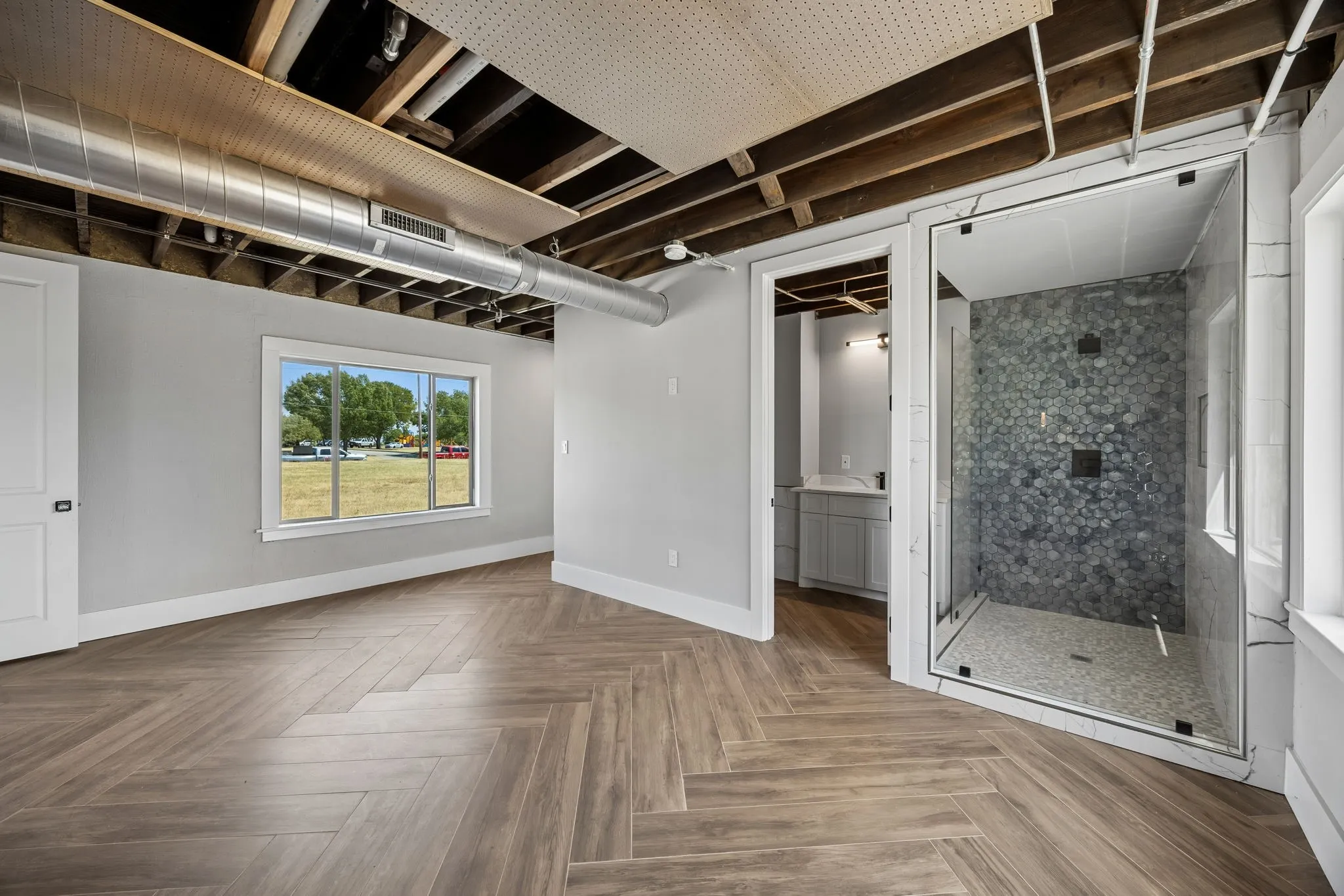 Single Family Residence For Sale in Tarrant County , 1200 E Maddox Avenue, Fort Worth, Texas 76104, 6 Bedroom, 8 Bathroom, 4 Garage spaces, 8,851 Sqft, built in 1930, mls#21358675, Real Estate Agent in Fort Worth, Homes For Sale in Tarrant county, Homes For Sale in Fort Worth, Realtor in Fort Worth Texas, Real Estate Brokerage Independent Realty Texas, Luminita Cordes Realtor