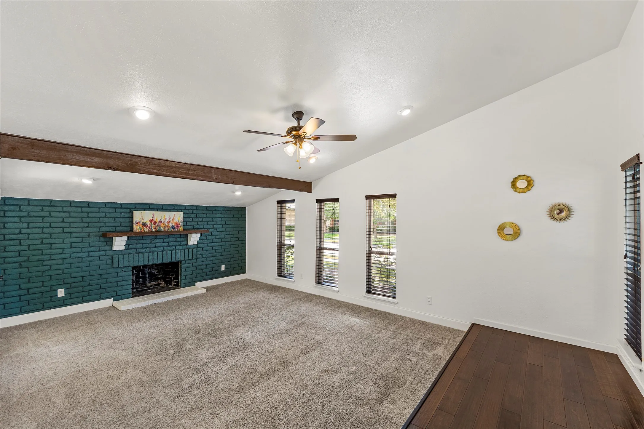 Single Family Residence For Sale in Denton County , 2017 Jennifer Court, Carrollton, Texas 75007, 3 Bedroom, 2 Bathroom, 2 Garage spaces, 1,821 Sqft, built in 1974, mls#21346866, Real Estate Agent in Carrollton, Homes For Sale in Denton county, Homes For Sale in Carrollton, Realtor in Carrollton Texas, Real Estate Brokerage Independent Realty Texas, Luminita Cordes Realtor