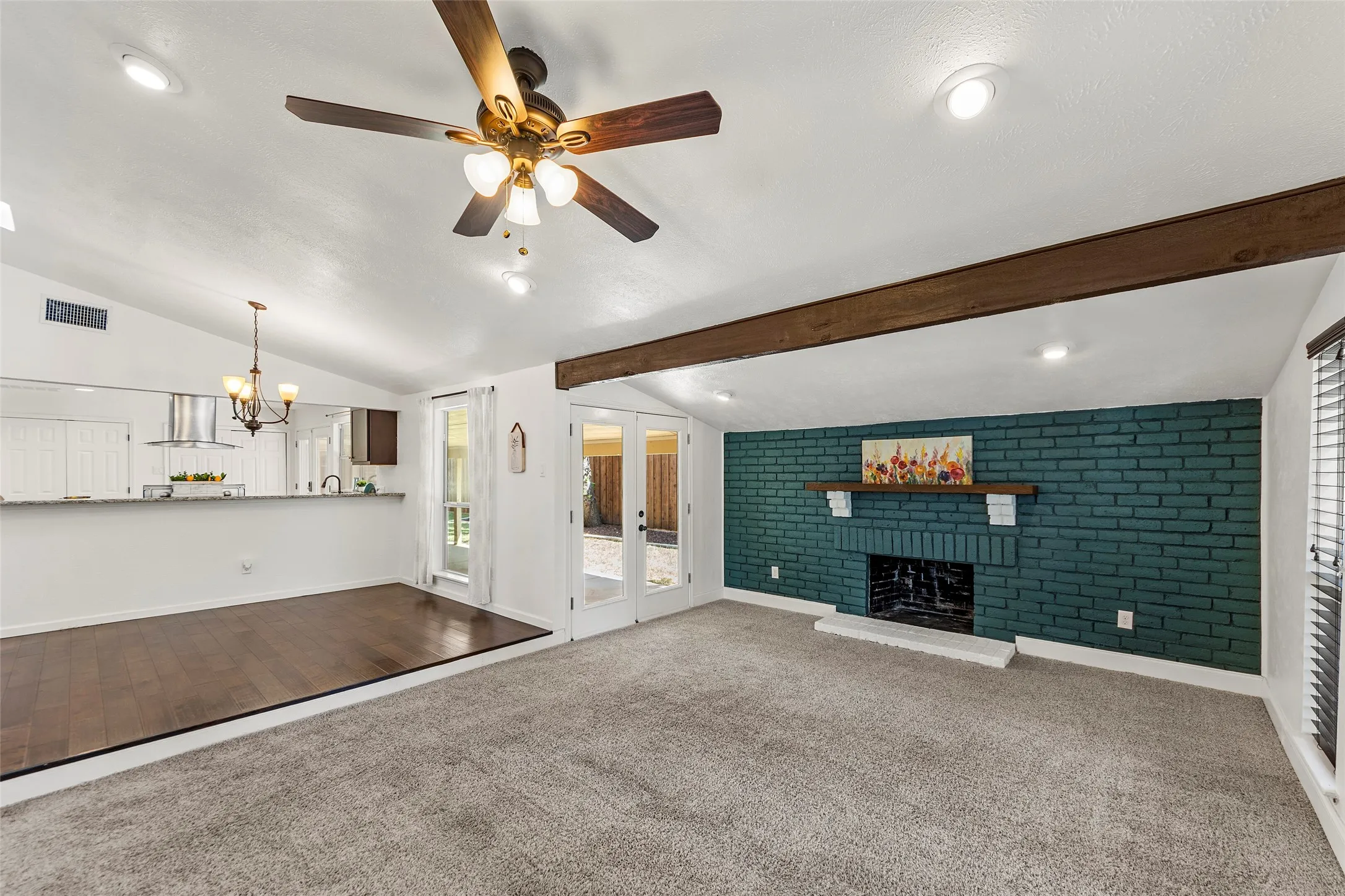 Single Family Residence For Sale in Denton County , 2017 Jennifer Court, Carrollton, Texas 75007, 3 Bedroom, 2 Bathroom, 2 Garage spaces, 1,821 Sqft, built in 1974, mls#21346866, Real Estate Agent in Carrollton, Homes For Sale in Denton county, Homes For Sale in Carrollton, Realtor in Carrollton Texas, Real Estate Brokerage Independent Realty Texas, Luminita Cordes Realtor