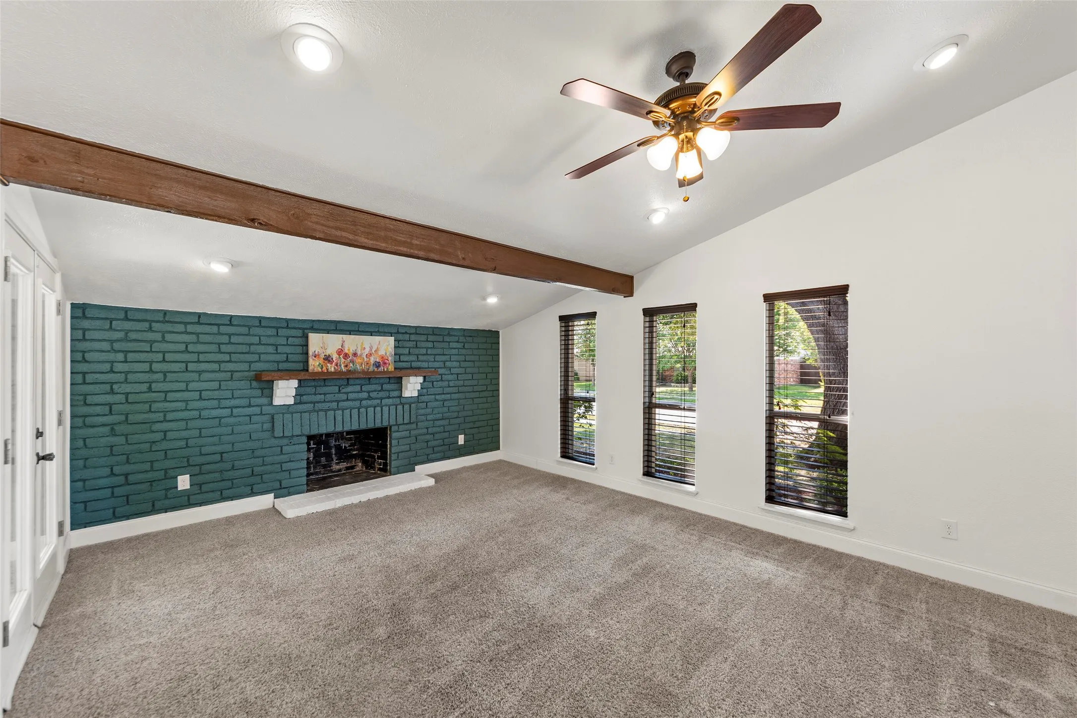Single Family Residence For Sale in Denton County , 2017 Jennifer Court, Carrollton, Texas 75007, 3 Bedroom, 2 Bathroom, 2 Garage spaces, 1,821 Sqft, built in 1974, mls#21346866, Real Estate Agent in Carrollton, Homes For Sale in Denton county, Homes For Sale in Carrollton, Realtor in Carrollton Texas, Real Estate Brokerage Independent Realty Texas, Luminita Cordes Realtor
