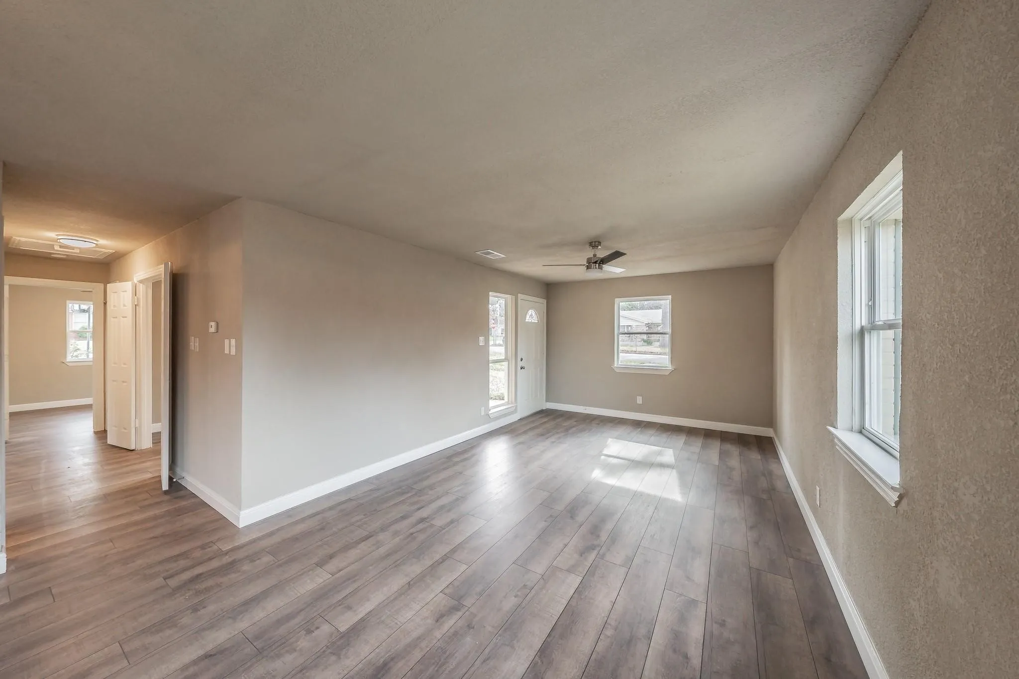 Single Family Residence For Sale in Wise County , 1721 Kay Avenue, Bridgeport, Texas 76426, 3 Bedroom, 2 Bathroom, Garage spaces, 1,627 Sqft, built in 1990, Price $299,950, mls#21353809, Real Estate Agent in Bridgeport, Homes For Sale in Wise county, Homes For Sale in Bridgeport, Realtor in Bridgeport Texas, Real Estate Brokerage Independent Realty Texas, Luminita Cordes Realtor
