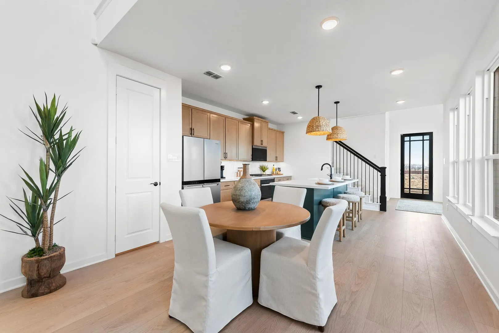 Hillside Village Model - MLS - 010