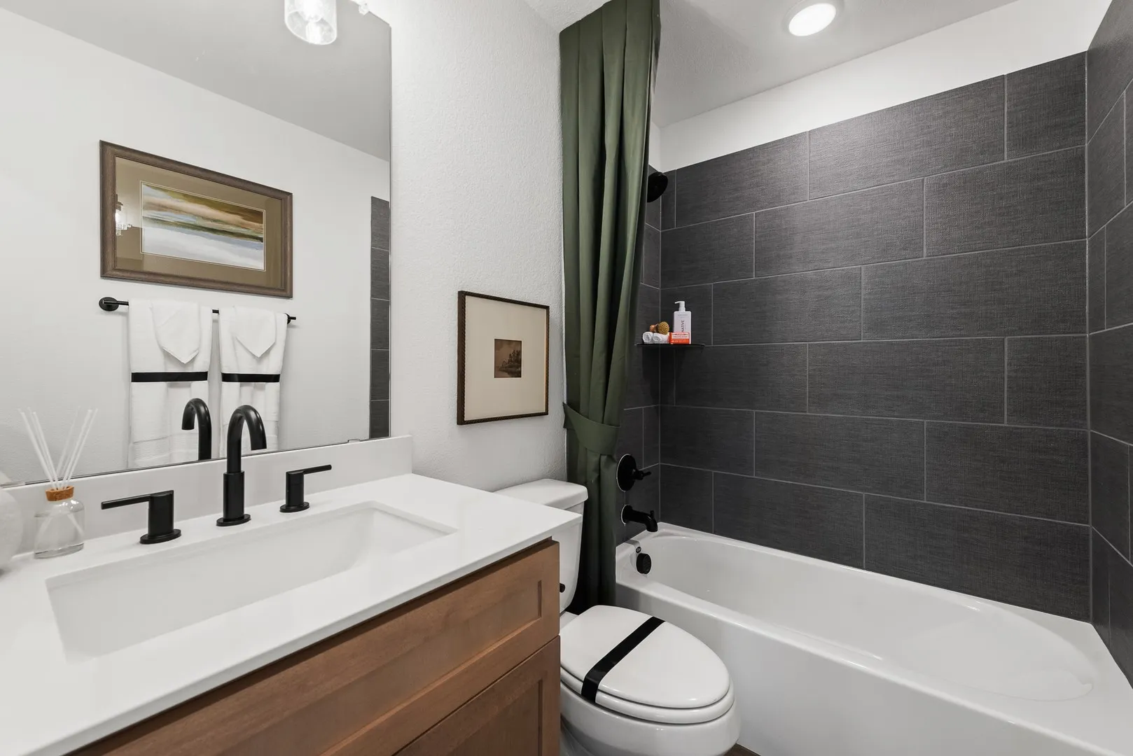 Hillside Village Model - MLS - 033