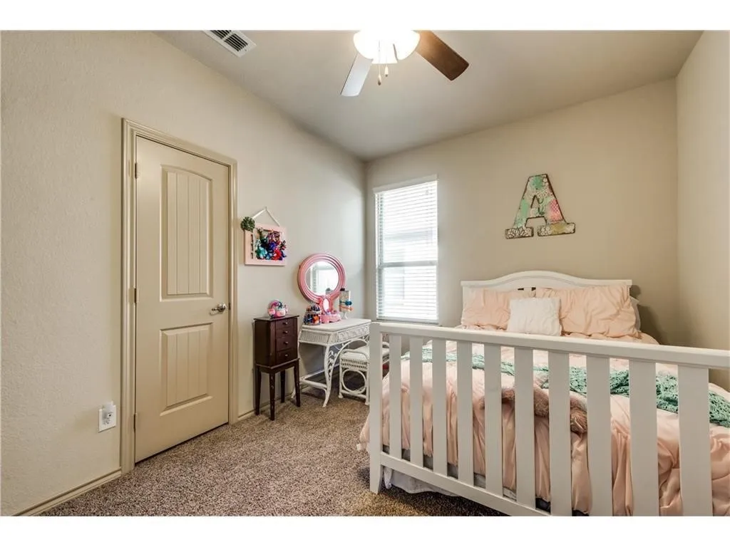 Single Family Residence For Rent in Tarrant County , 313 Delgany Trail, Fort Worth, Texas 76052, 4 Bedroom, 2 Bathroom, 2 Garage spaces, 1,793 Sqft, built in 2015, mls#21358786, Real Estate Agent in Fort Worth, Homes For Rent in Tarrant county, Homes For Rent in Fort Worth, Realtor in Fort Worth Texas, Real Estate Brokerage Independent Realty Texas, Luminita Cordes Realtor