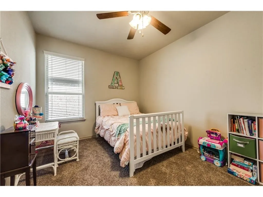 Single Family Residence For Rent in Tarrant County , 313 Delgany Trail, Fort Worth, Texas 76052, 4 Bedroom, 2 Bathroom, 2 Garage spaces, 1,793 Sqft, built in 2015, mls#21358786, Real Estate Agent in Fort Worth, Homes For Rent in Tarrant county, Homes For Rent in Fort Worth, Realtor in Fort Worth Texas, Real Estate Brokerage Independent Realty Texas, Luminita Cordes Realtor