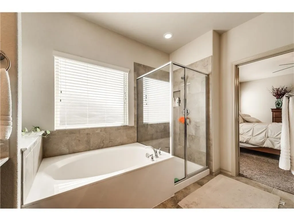 Single Family Residence For Rent in Tarrant County , 313 Delgany Trail, Fort Worth, Texas 76052, 4 Bedroom, 2 Bathroom, 2 Garage spaces, 1,793 Sqft, built in 2015, mls#21358786, Real Estate Agent in Fort Worth, Homes For Rent in Tarrant county, Homes For Rent in Fort Worth, Realtor in Fort Worth Texas, Real Estate Brokerage Independent Realty Texas, Luminita Cordes Realtor