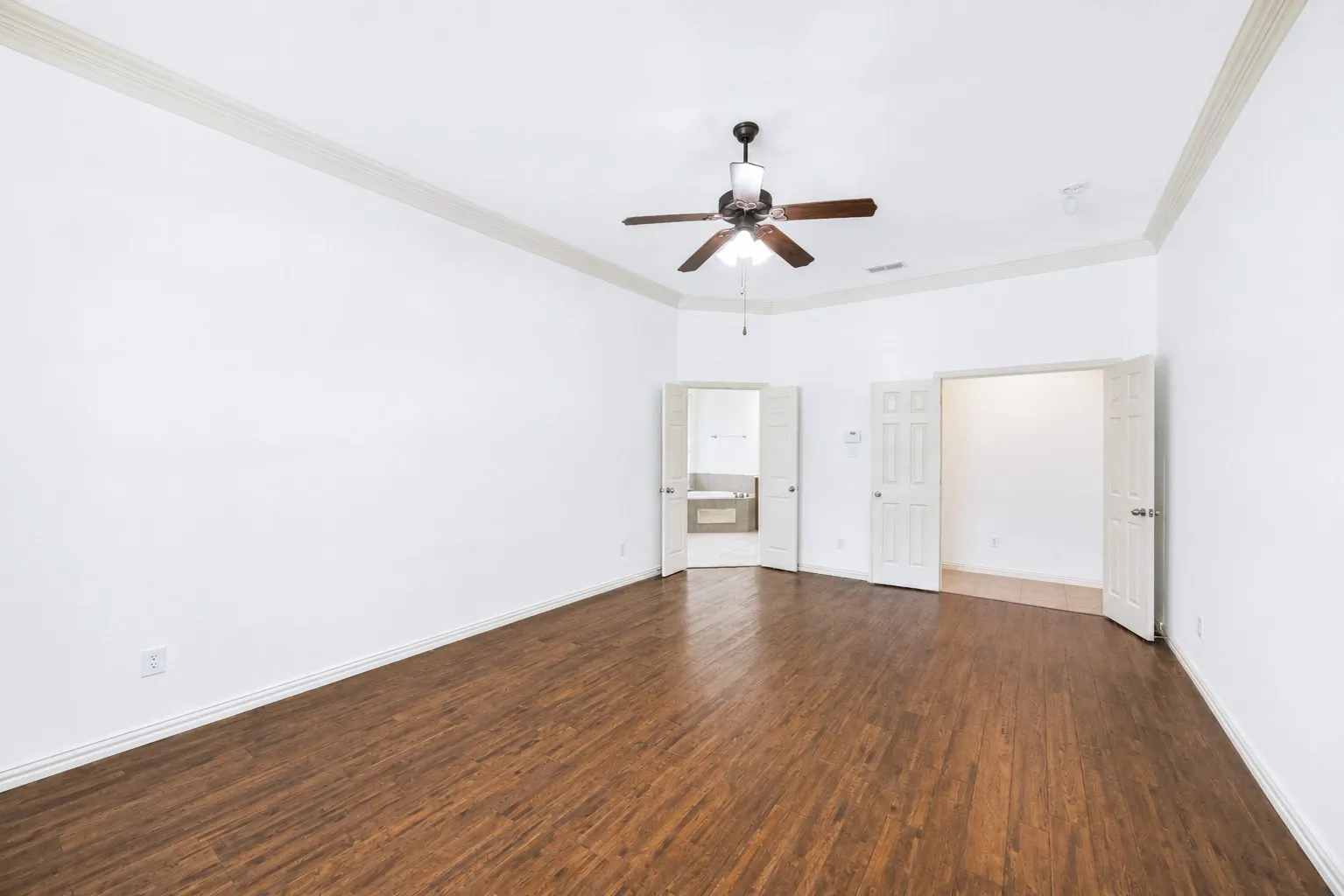 Single Family Residence For Sale in Collin County , 1915 Kirby Lane, Allen, Texas 75013, 5 Bedroom, 3 Bathroom, 2 Garage spaces, 3,270 Sqft, built in 2006, mls#21356547, Real Estate Agent in Allen, Homes For Sale in Collin county, Homes For Sale in Allen, Realtor in Allen Texas, Real Estate Brokerage Independent Realty Texas, Luminita Cordes Realtor