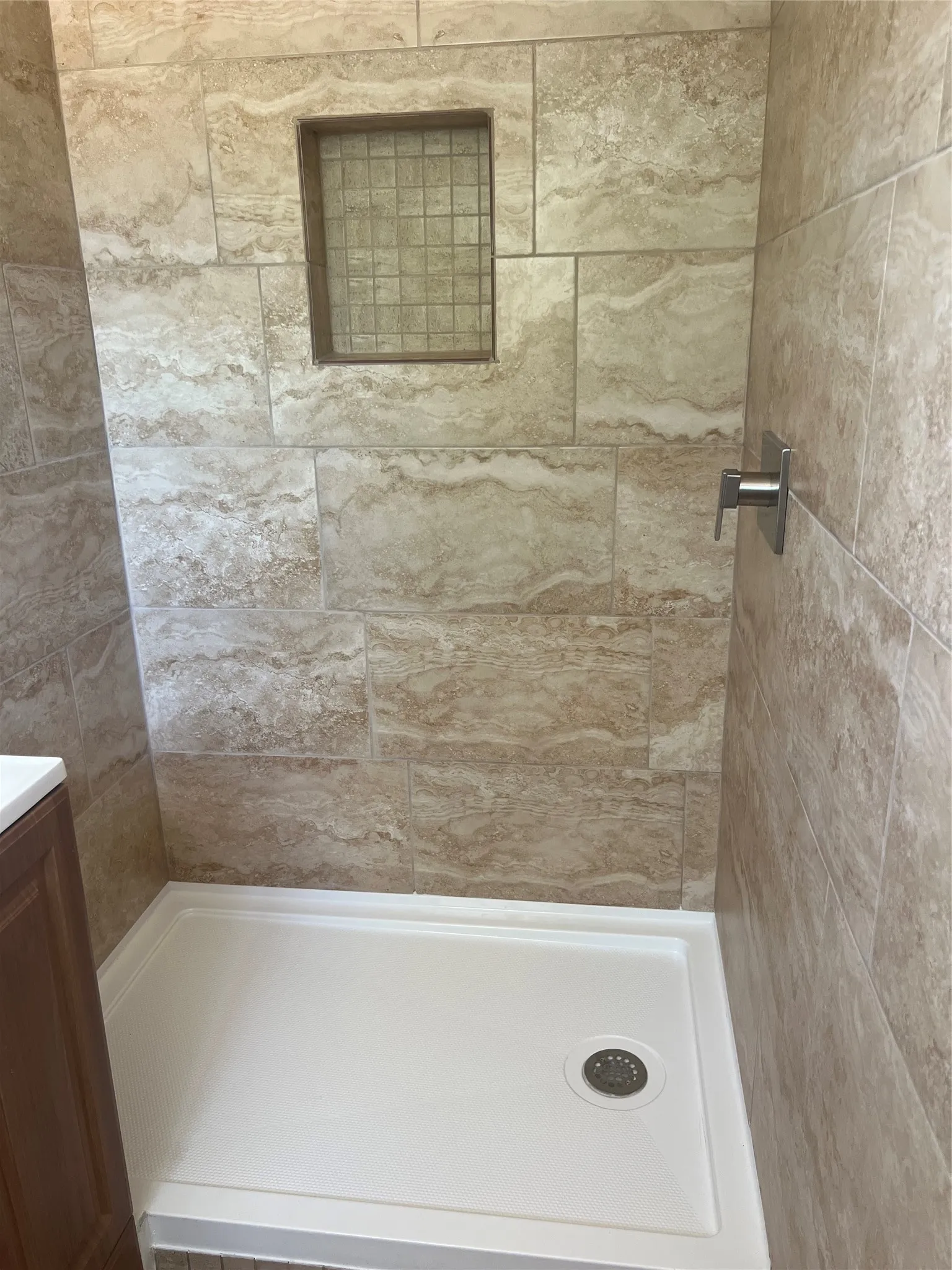 Single Family Residence For Sale in Dallas County , 5809 Trio Lane, Dallas, Texas 75241, 4 Bedroom, 2 Bathroom, Garage spaces, 1,299 Sqft, built in 1959, mls#21358888, Real Estate Agent in Dallas, Homes For Sale in Dallas county, Homes For Sale in Dallas, Realtor in Dallas Texas, Real Estate Brokerage Independent Realty Texas, Luminita Cordes Realtor