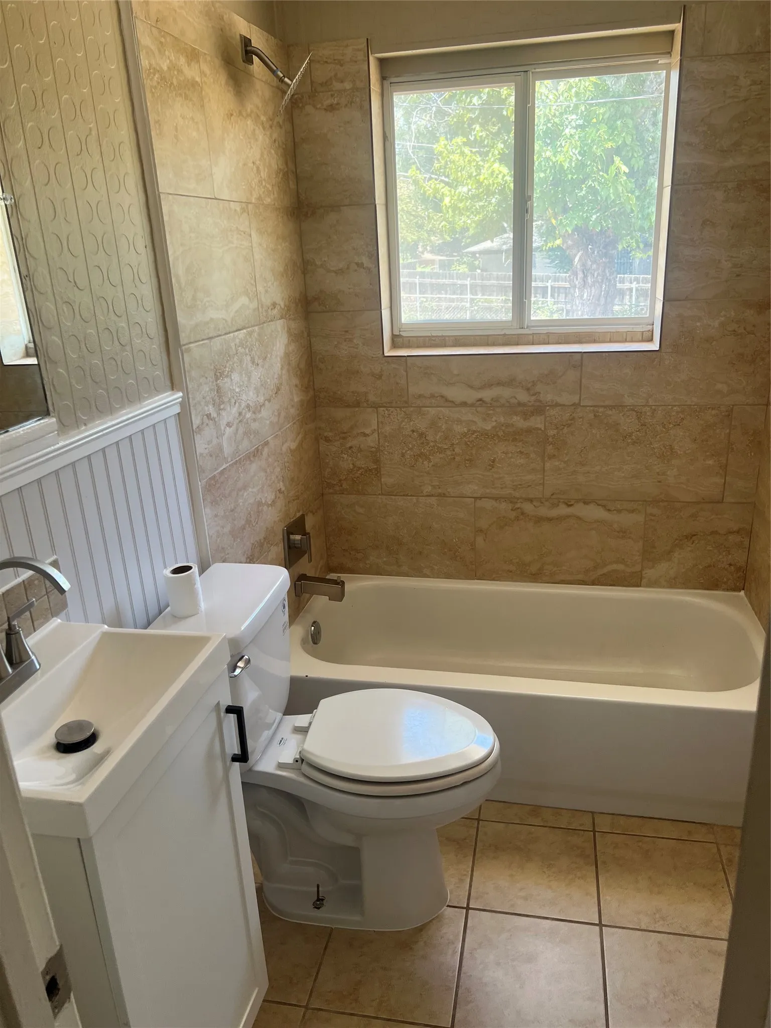 Single Family Residence For Sale in Dallas County , 5809 Trio Lane, Dallas, Texas 75241, 4 Bedroom, 2 Bathroom, Garage spaces, 1,299 Sqft, built in 1959, mls#21358888, Real Estate Agent in Dallas, Homes For Sale in Dallas county, Homes For Sale in Dallas, Realtor in Dallas Texas, Real Estate Brokerage Independent Realty Texas, Luminita Cordes Realtor