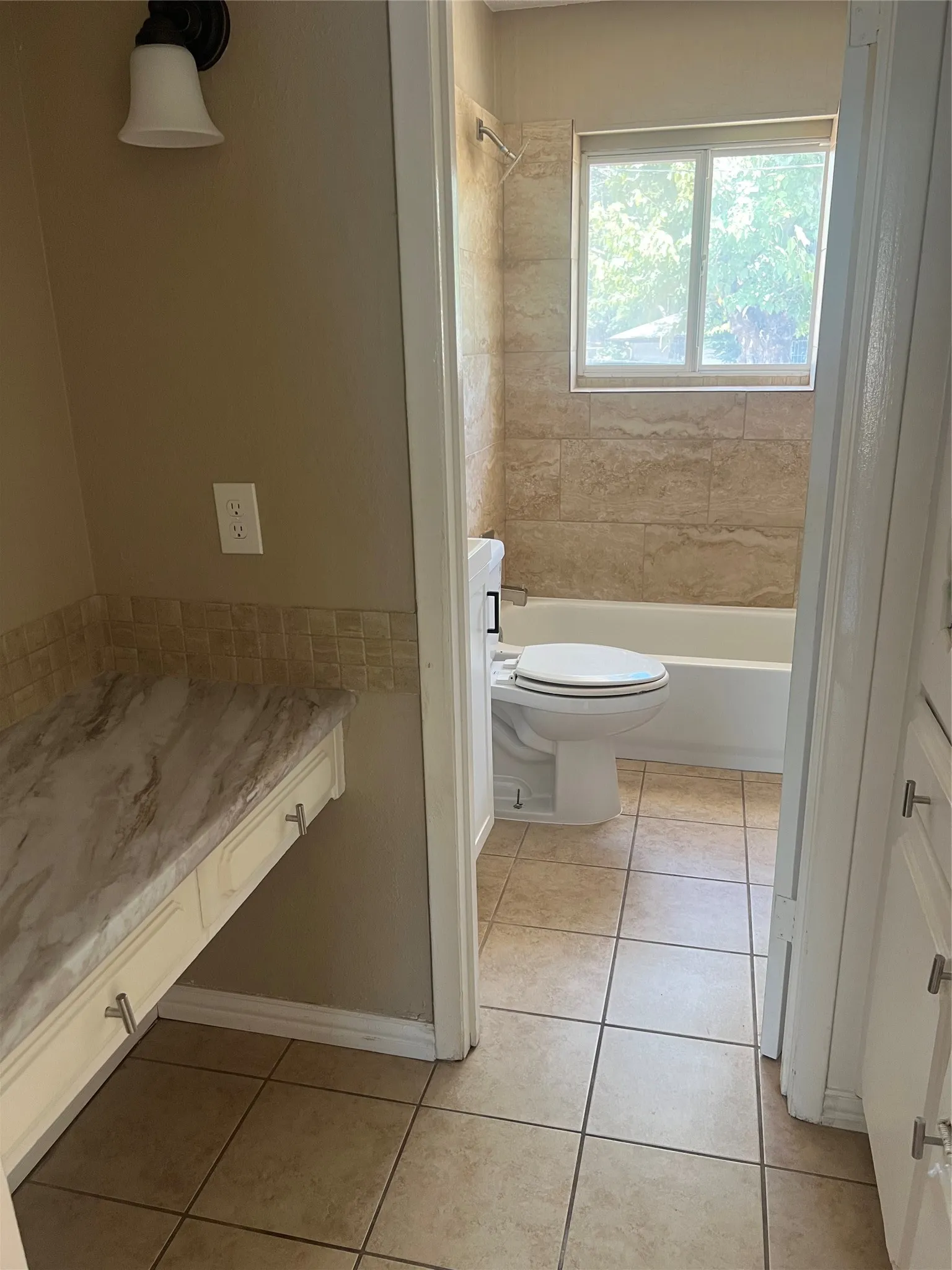 Single Family Residence For Sale in Dallas County , 5809 Trio Lane, Dallas, Texas 75241, 4 Bedroom, 2 Bathroom, Garage spaces, 1,299 Sqft, built in 1959, mls#21358888, Real Estate Agent in Dallas, Homes For Sale in Dallas county, Homes For Sale in Dallas, Realtor in Dallas Texas, Real Estate Brokerage Independent Realty Texas, Luminita Cordes Realtor