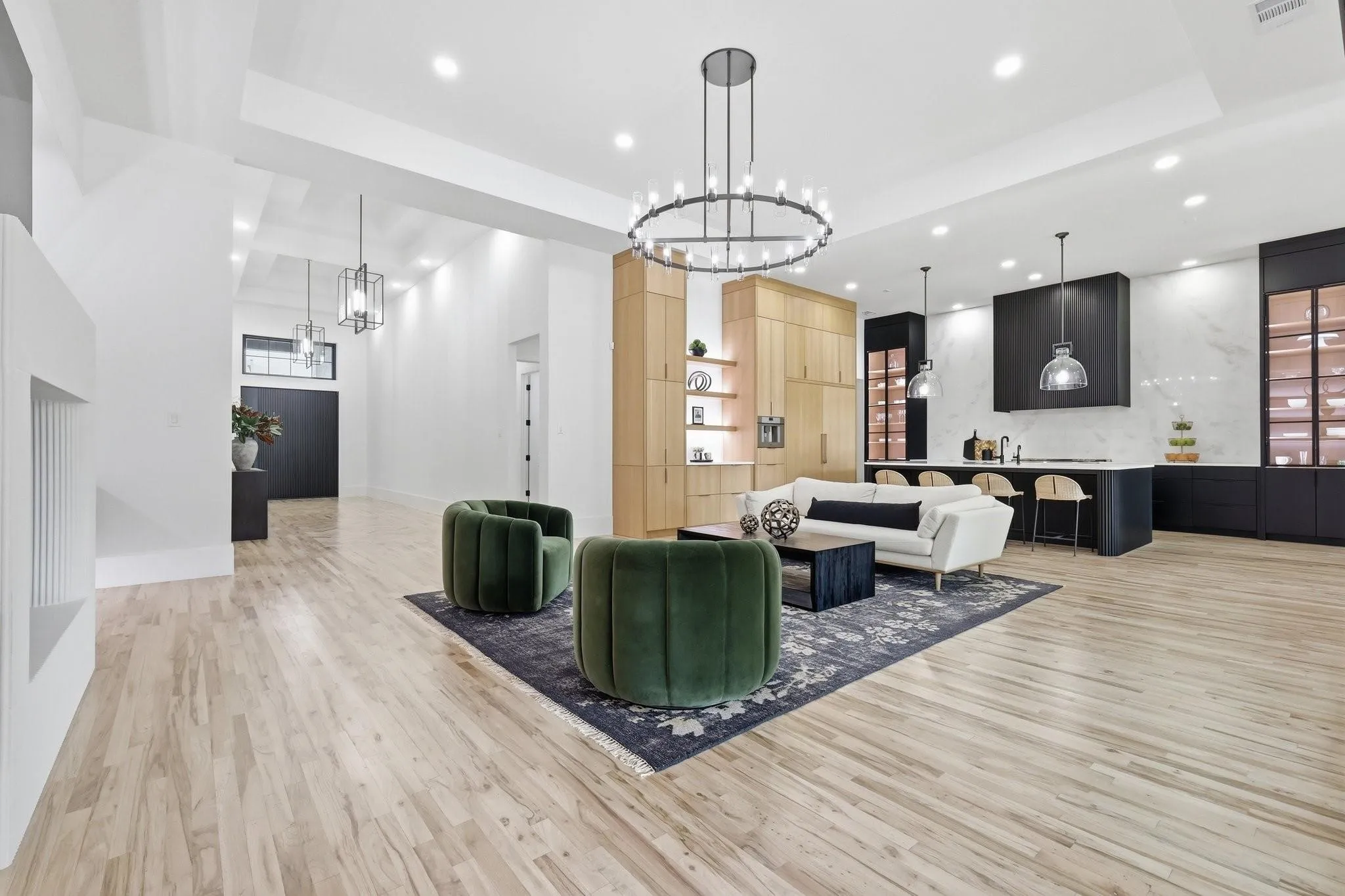 Single Family Residence For Sale in Denton County , 4500 Saddlewood Drive, Flower Mound, Texas 75028, 4 Bedroom, 5 Bathroom, 4 Garage spaces, 5,001 Sqft, built in 2016, mls#21358257, Real Estate Agent in Flower Mound, Homes For Sale in Denton county, Homes For Sale in Flower Mound, Realtor in Flower Mound Texas, Real Estate Brokerage Independent Realty Texas, Luminita Cordes Realtor